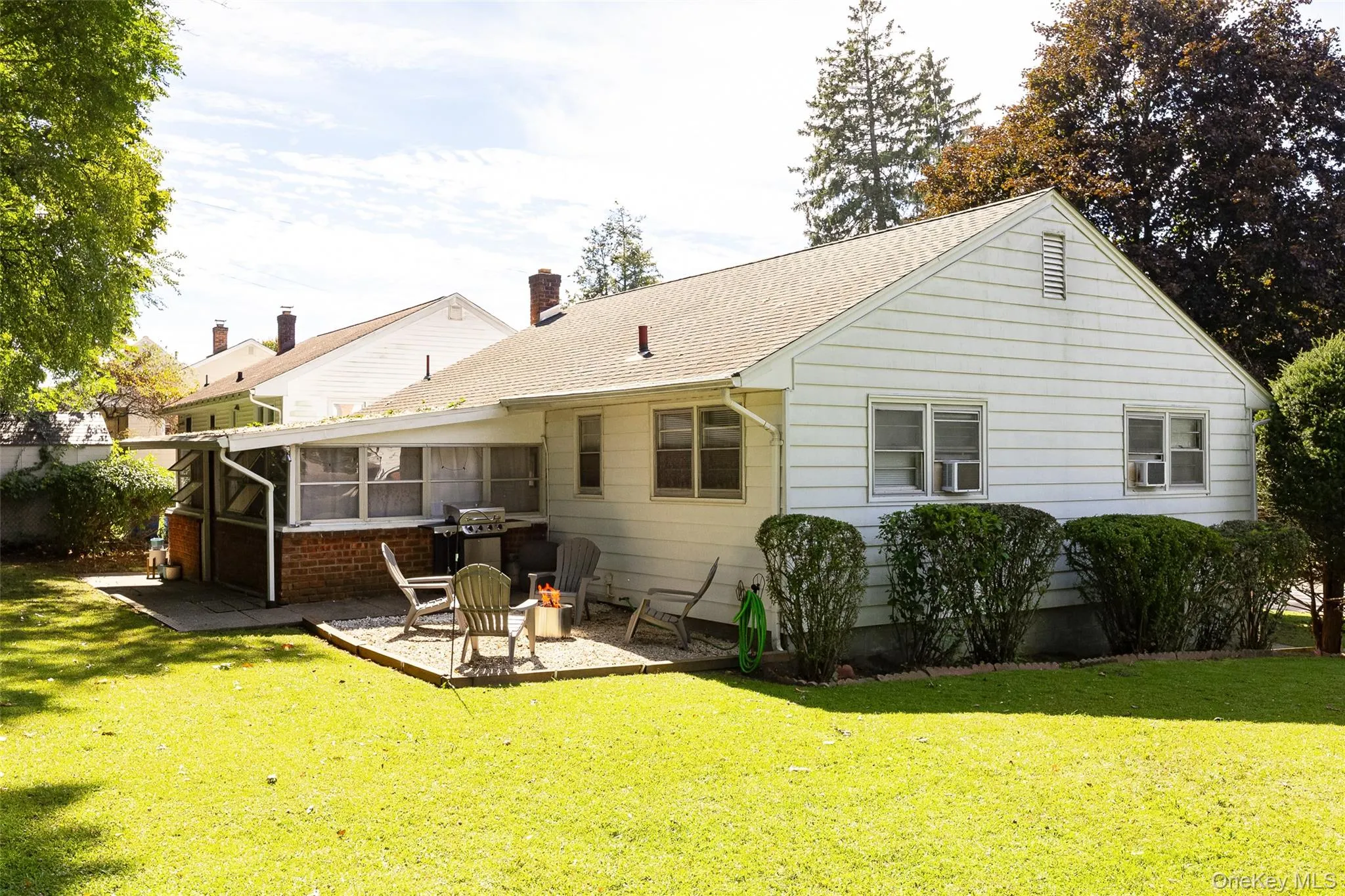 352 Clifton Avenue, Kingston, NY, 3 Bedrooms Bedrooms, 6 Rooms Rooms,1 BathroomBathrooms,Residential,For Rent,Clifton,0,1053898 352 Clifton Avenue, Kingston, NY, 3 Bedrooms Bedrooms, 6 Rooms Rooms,1 BathroomBathrooms,Residential,For Rent,Clifton,0,1053898