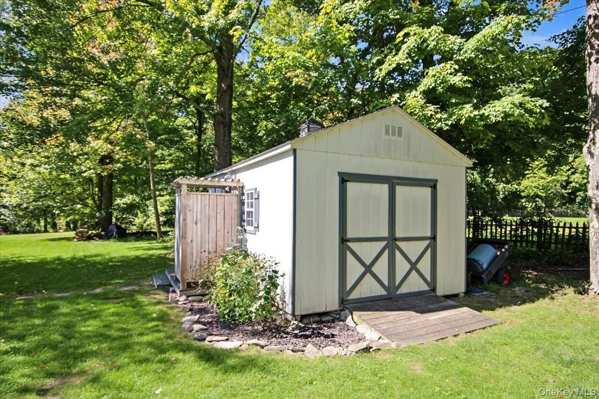 304 Cedar Hill Road, Wappinger, NY, 4 Bedrooms Bedrooms, 8 Rooms Rooms,3 BathroomsBathrooms,Residential,For Rent,Cedar Hill,0,1053906 304 Cedar Hill Road, Wappinger, NY, 4 Bedrooms Bedrooms, 8 Rooms Rooms,3 BathroomsBathrooms,Residential,For Rent,Cedar Hill,0,1053906