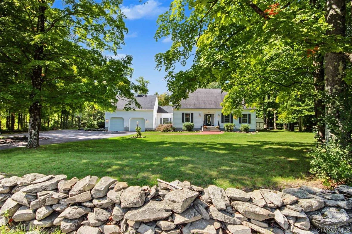 304 Cedar Hill Road, Wappinger, NY, 4 Bedrooms Bedrooms, 8 Rooms Rooms,3 BathroomsBathrooms,Residential,For Rent,Cedar Hill,0,1053906 304 Cedar Hill Road, Wappinger, NY, 4 Bedrooms Bedrooms, 8 Rooms Rooms,3 BathroomsBathrooms,Residential,For Rent,Cedar Hill,0,1053906