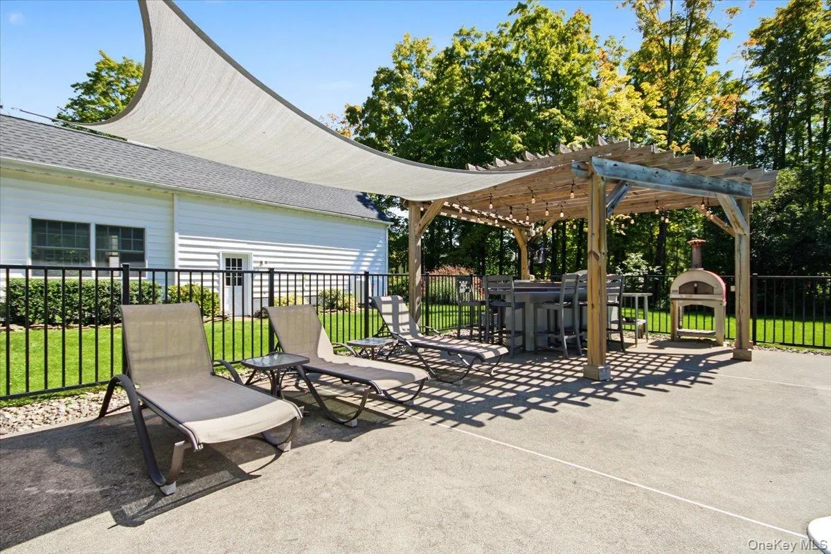 304 Cedar Hill Road, Wappinger, NY, 4 Bedrooms Bedrooms, 8 Rooms Rooms,3 BathroomsBathrooms,Residential,For Rent,Cedar Hill,0,1053906 304 Cedar Hill Road, Wappinger, NY, 4 Bedrooms Bedrooms, 8 Rooms Rooms,3 BathroomsBathrooms,Residential,For Rent,Cedar Hill,0,1053906