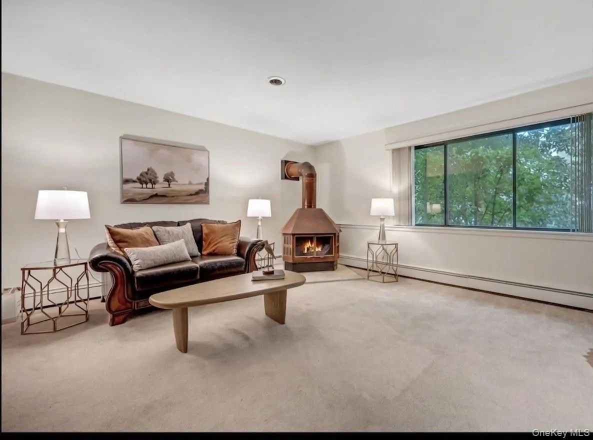 44 Hillside Lane, New Rochelle, NY, 4 Bedrooms Bedrooms, 8 Rooms Rooms,2 BathroomsBathrooms,Residential,For Rent,Hillside,0,1053909 44 Hillside Lane, New Rochelle, NY, 4 Bedrooms Bedrooms, 8 Rooms Rooms,2 BathroomsBathrooms,Residential,For Rent,Hillside,0,1053909