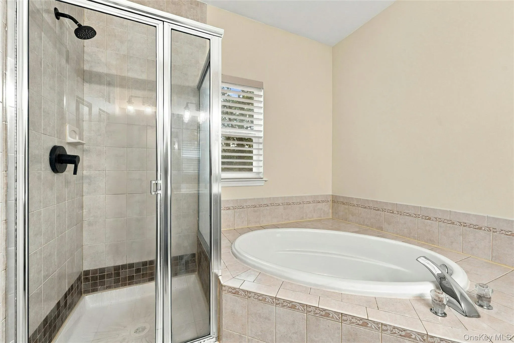 41 Sunflower Ridge Road, Brookhaven, NY, 3 Bedrooms Bedrooms, 9 Rooms Rooms,2 BathroomsBathrooms,Residential,For Rent,Sunflower Ridge,0,1053910 41 Sunflower Ridge Road, Brookhaven, NY, 3 Bedrooms Bedrooms, 9 Rooms Rooms,2 BathroomsBathrooms,Residential,For Rent,Sunflower Ridge,0,1053910