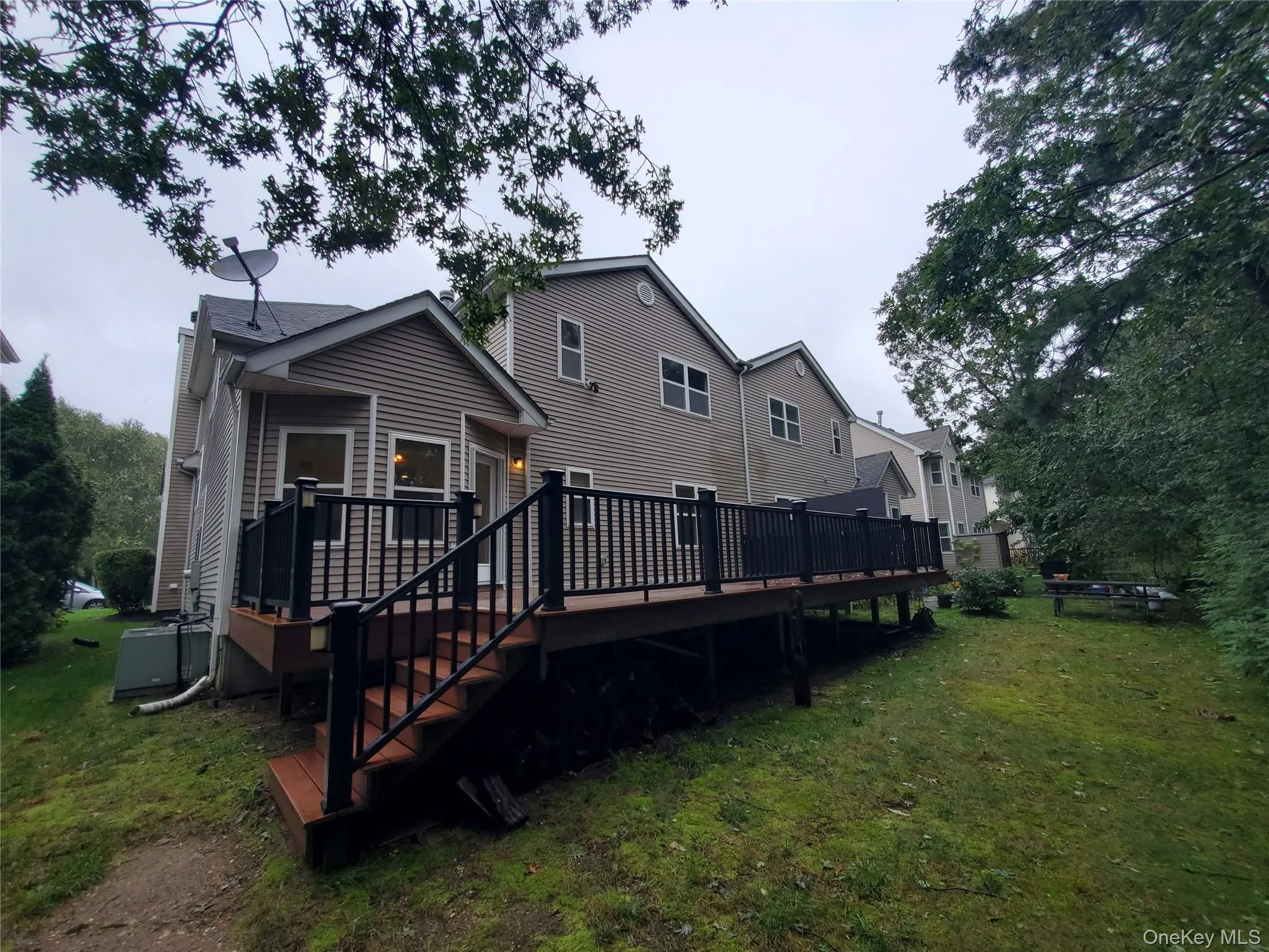 41 Sunflower Ridge Road, Brookhaven, NY, 3 Bedrooms Bedrooms, 9 Rooms Rooms,2 BathroomsBathrooms,Residential,For Rent,Sunflower Ridge,0,1053910 41 Sunflower Ridge Road, Brookhaven, NY, 3 Bedrooms Bedrooms, 9 Rooms Rooms,2 BathroomsBathrooms,Residential,For Rent,Sunflower Ridge,0,1053910