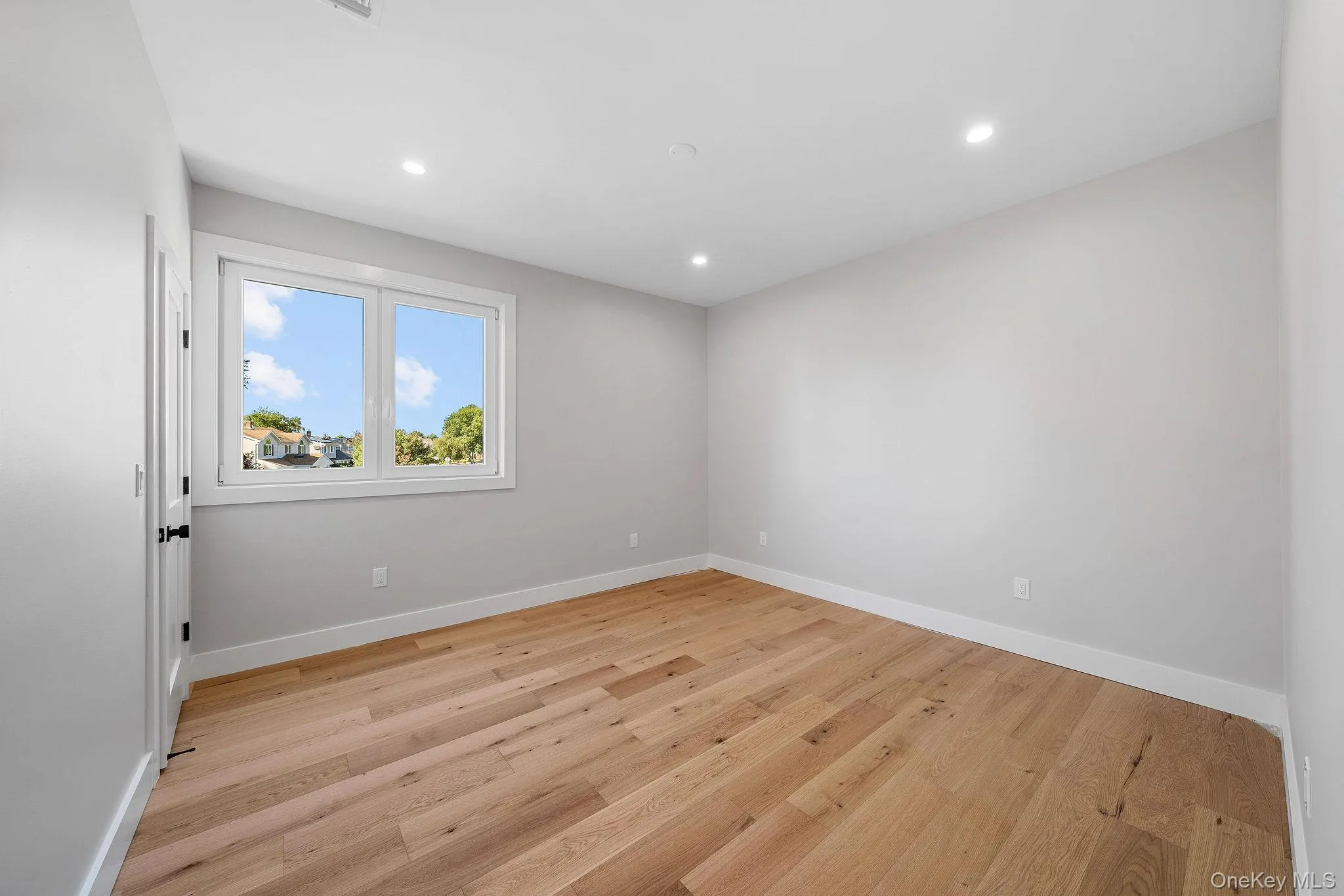 99 Slate Lane, Hempstead, NY, 5 Bedrooms Bedrooms, 12 Rooms Rooms,4 BathroomsBathrooms,Residential,For Rent,Slate,0,1053914 99 Slate Lane, Hempstead, NY, 5 Bedrooms Bedrooms, 12 Rooms Rooms,4 BathroomsBathrooms,Residential,For Rent,Slate,0,1053914