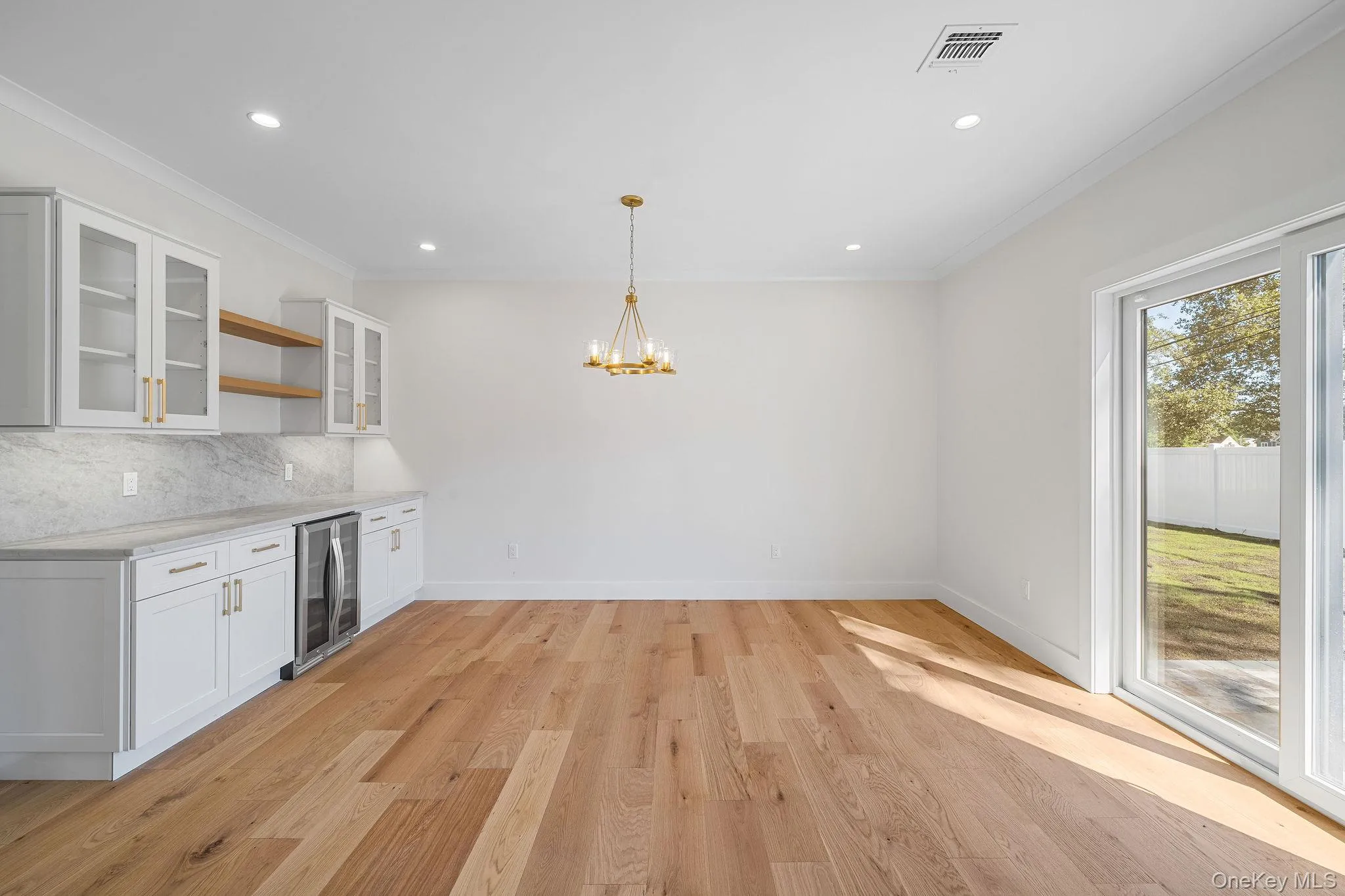 99 Slate Lane, Hempstead, NY, 5 Bedrooms Bedrooms, 12 Rooms Rooms,4 BathroomsBathrooms,Residential,For Rent,Slate,0,1053914 99 Slate Lane, Hempstead, NY, 5 Bedrooms Bedrooms, 12 Rooms Rooms,4 BathroomsBathrooms,Residential,For Rent,Slate,0,1053914