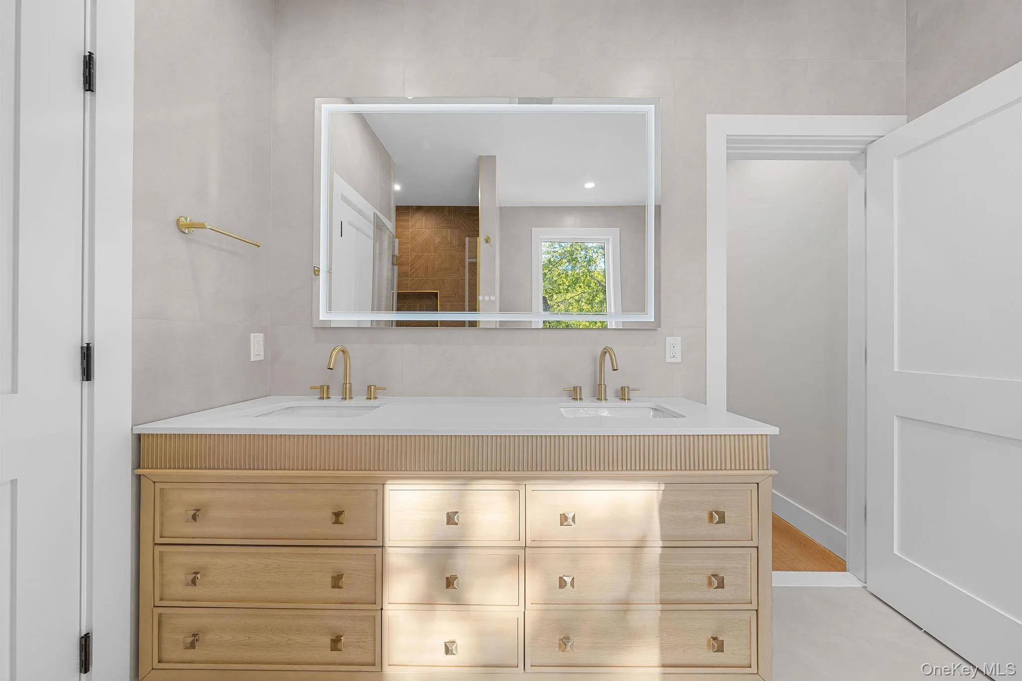 99 Slate Lane, Hempstead, NY, 5 Bedrooms Bedrooms, 12 Rooms Rooms,4 BathroomsBathrooms,Residential,For Rent,Slate,0,1053914 99 Slate Lane, Hempstead, NY, 5 Bedrooms Bedrooms, 12 Rooms Rooms,4 BathroomsBathrooms,Residential,For Rent,Slate,0,1053914