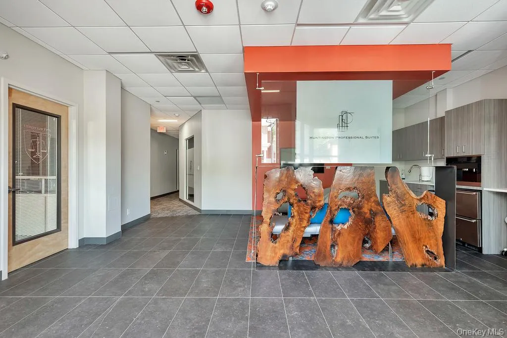 425 New York Avenue, Huntington, NY, ,Commercial Lease,For Rent,New York,0,1053921 425 New York Avenue, Huntington, NY, ,Commercial Lease,For Rent,New York,0,1053921