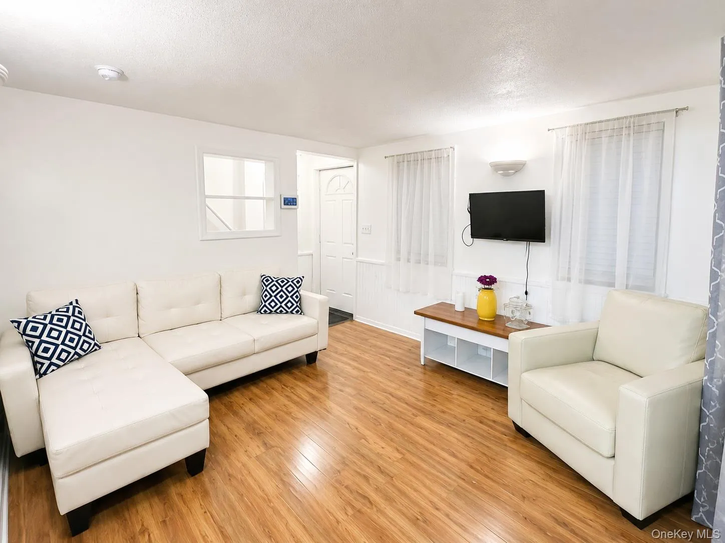 Wood-finish flooring throughout Wood-finish flooring throughout