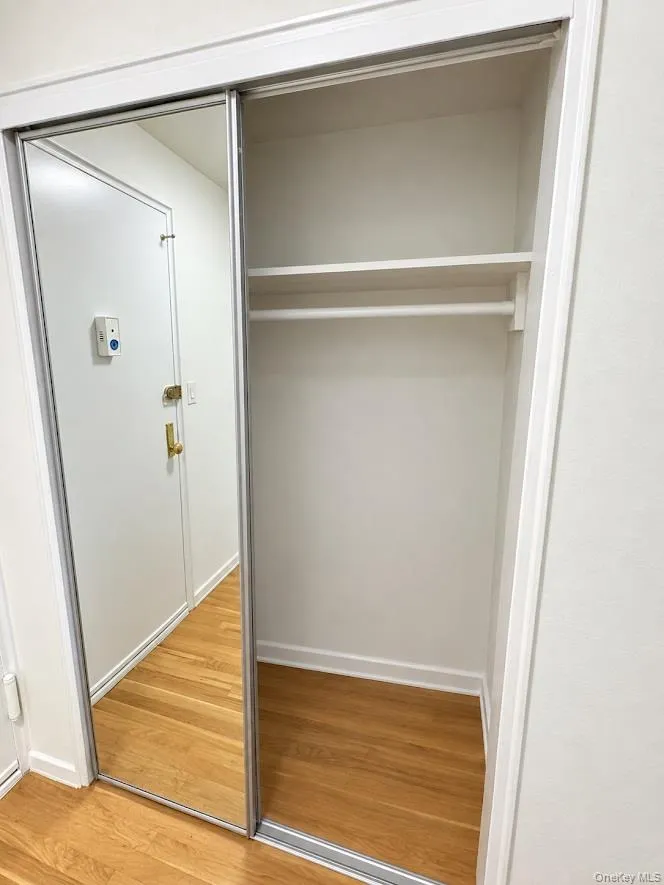 5775 Mosholu Avenue, New York, NY, 1 Bedroom Bedrooms, 3 Room Rooms,1 BathroomBathrooms,Residential Lease,For Rent,Mosholu,0,1053927 5775 Mosholu Avenue, New York, NY, 1 Bedroom Bedrooms, 3 Room Rooms,1 BathroomBathrooms,Residential Lease,For Rent,Mosholu,0,1053927