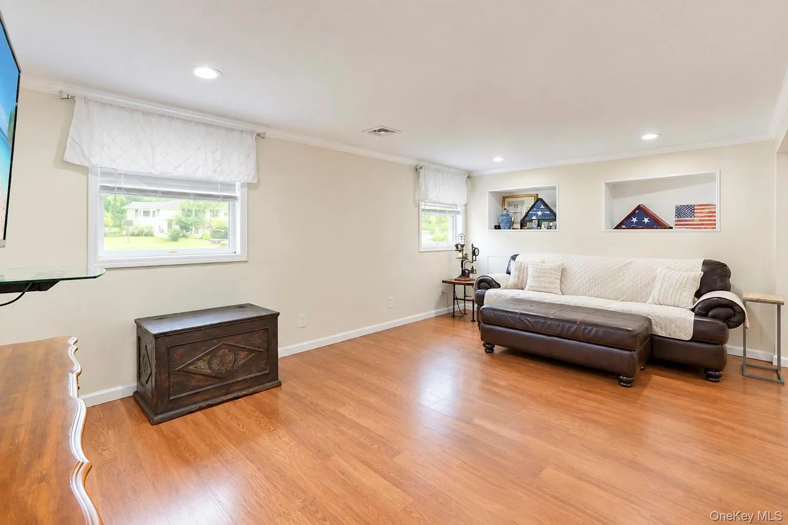 4 Bud Court, Brookhaven, NY, 5 Bedrooms Bedrooms, 8 Rooms Rooms,2 BathroomsBathrooms,Residential,For Rent,Bud,0,1053928 4 Bud Court, Brookhaven, NY, 5 Bedrooms Bedrooms, 8 Rooms Rooms,2 BathroomsBathrooms,Residential,For Rent,Bud,0,1053928
