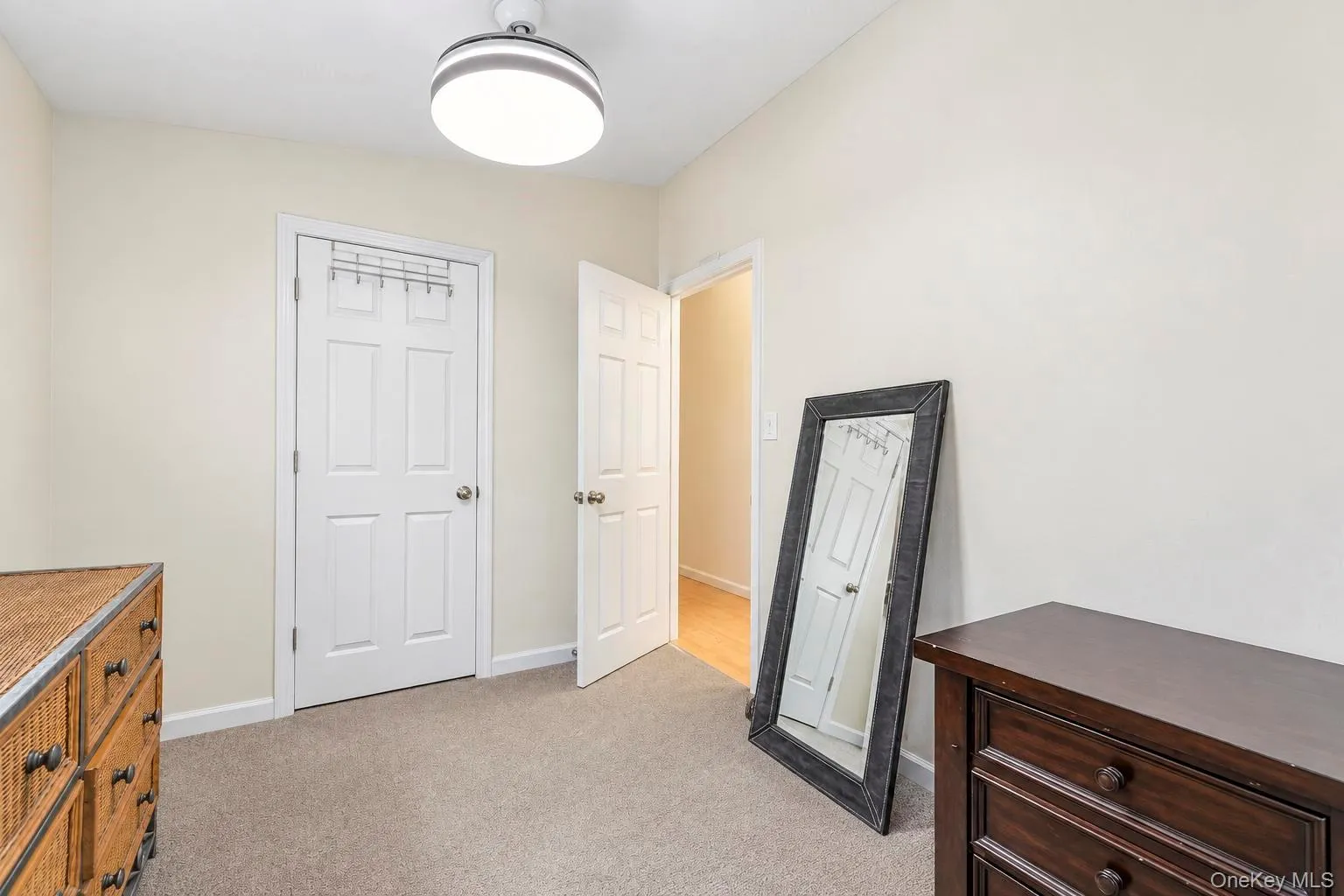 4 Bud Court, Brookhaven, NY, 5 Bedrooms Bedrooms, 8 Rooms Rooms,2 BathroomsBathrooms,Residential,For Rent,Bud,0,1053928 4 Bud Court, Brookhaven, NY, 5 Bedrooms Bedrooms, 8 Rooms Rooms,2 BathroomsBathrooms,Residential,For Rent,Bud,0,1053928