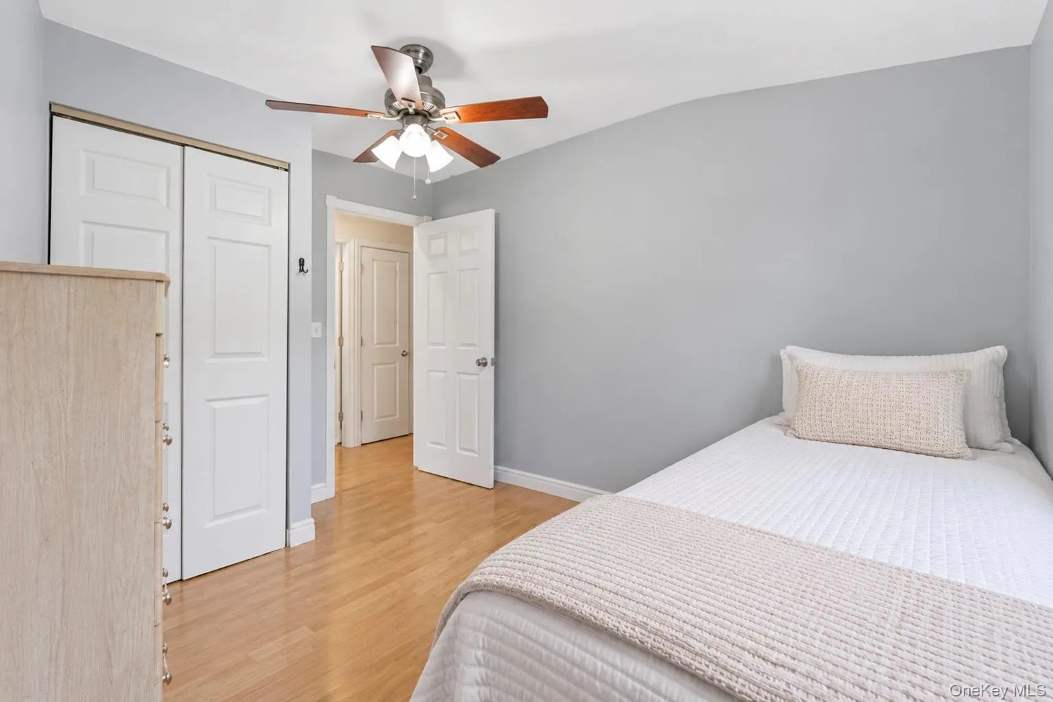 4 Bud Court, Brookhaven, NY, 5 Bedrooms Bedrooms, 8 Rooms Rooms,2 BathroomsBathrooms,Residential,For Rent,Bud,0,1053928 4 Bud Court, Brookhaven, NY, 5 Bedrooms Bedrooms, 8 Rooms Rooms,2 BathroomsBathrooms,Residential,For Rent,Bud,0,1053928