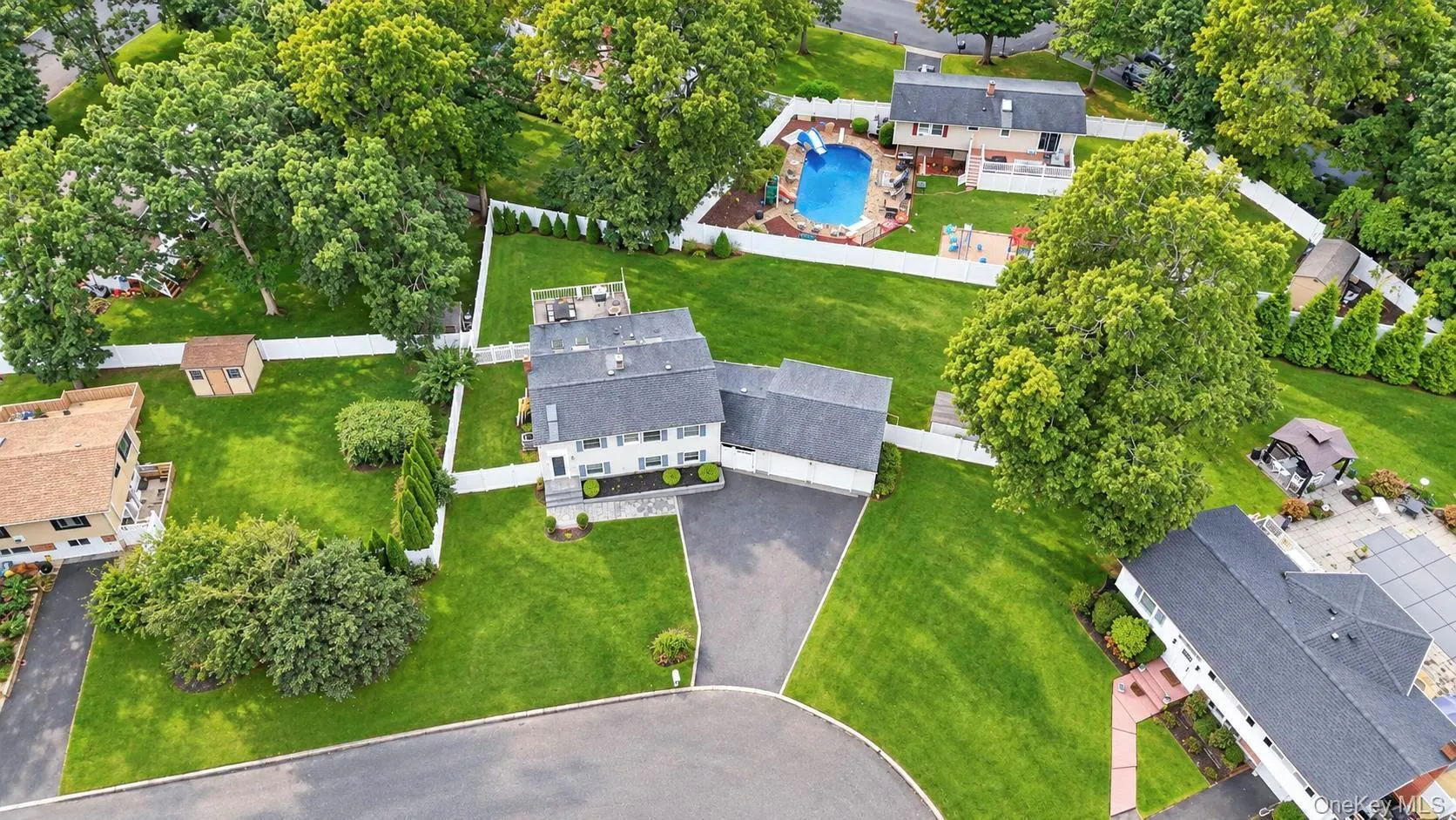 4 Bud Court, Brookhaven, NY, 5 Bedrooms Bedrooms, 8 Rooms Rooms,2 BathroomsBathrooms,Residential,For Rent,Bud,0,1053928 4 Bud Court, Brookhaven, NY, 5 Bedrooms Bedrooms, 8 Rooms Rooms,2 BathroomsBathrooms,Residential,For Rent,Bud,0,1053928