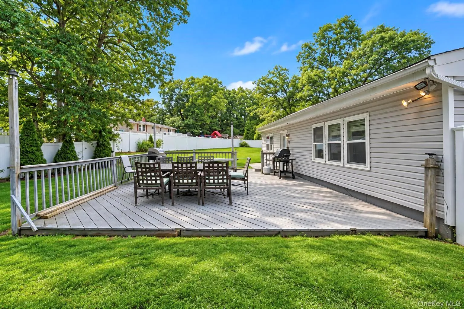4 Bud Court, Brookhaven, NY, 5 Bedrooms Bedrooms, 8 Rooms Rooms,2 BathroomsBathrooms,Residential,For Rent,Bud,0,1053928 4 Bud Court, Brookhaven, NY, 5 Bedrooms Bedrooms, 8 Rooms Rooms,2 BathroomsBathrooms,Residential,For Rent,Bud,0,1053928