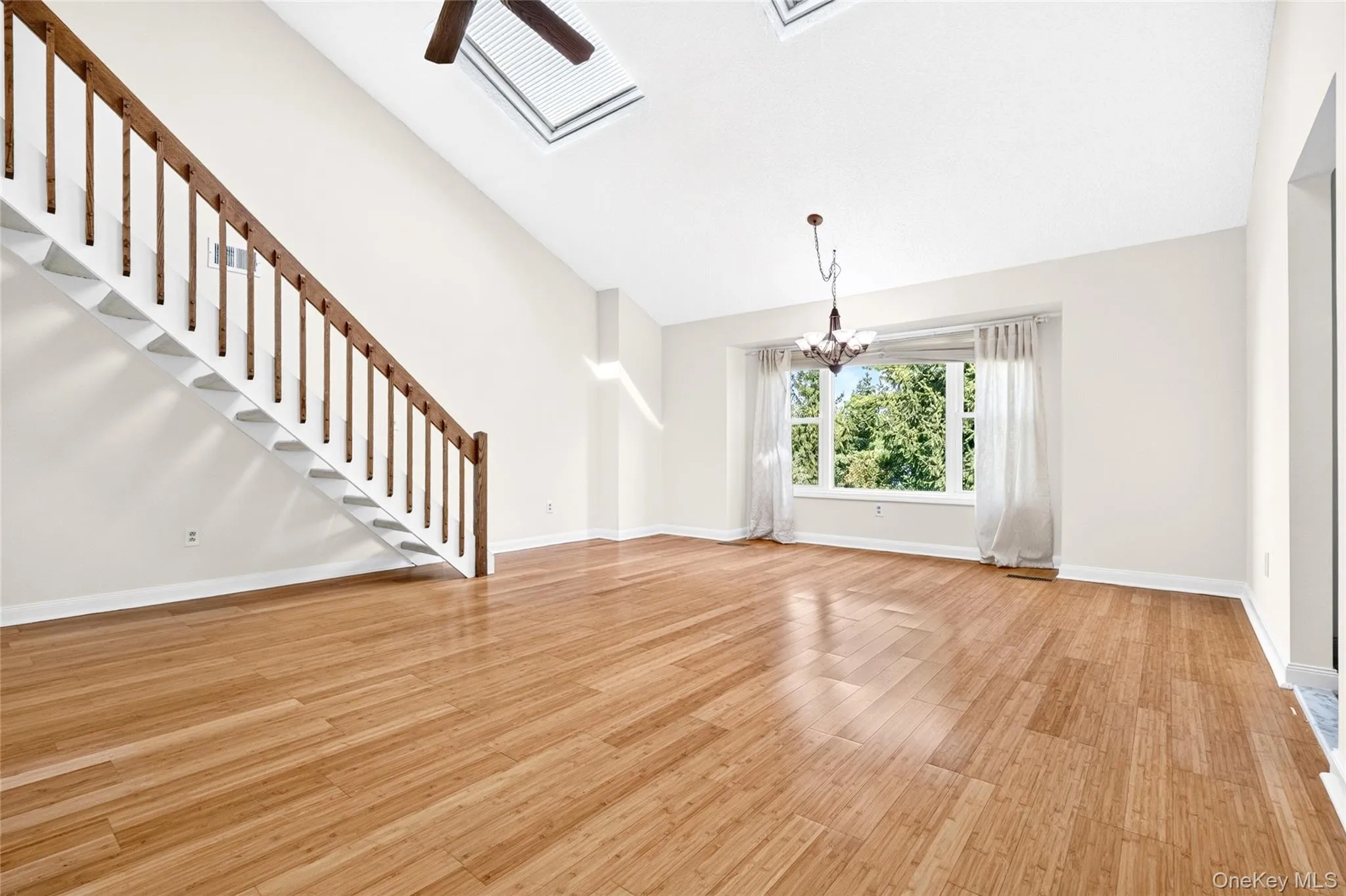 72 Chester Lane, Clarkstown, NY, 1 Bedroom Bedrooms, 4 Rooms Rooms,1 BathroomBathrooms,Residential,For Rent,Chester,0,1053931 72 Chester Lane, Clarkstown, NY, 1 Bedroom Bedrooms, 4 Rooms Rooms,1 BathroomBathrooms,Residential,For Rent,Chester,0,1053931