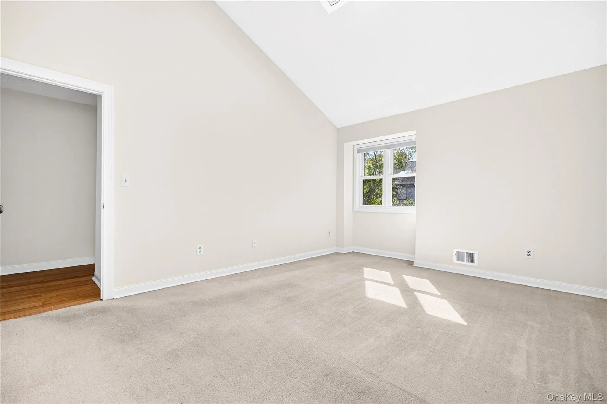 72 Chester Lane, Clarkstown, NY, 1 Bedroom Bedrooms, 4 Rooms Rooms,1 BathroomBathrooms,Residential,For Rent,Chester,0,1053931 72 Chester Lane, Clarkstown, NY, 1 Bedroom Bedrooms, 4 Rooms Rooms,1 BathroomBathrooms,Residential,For Rent,Chester,0,1053931