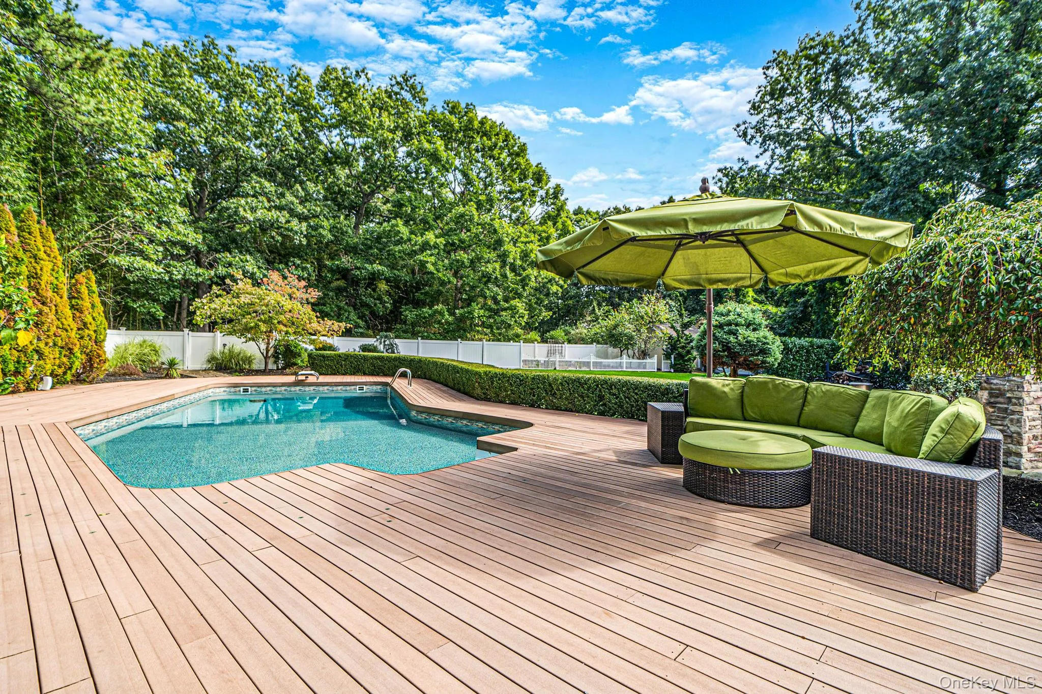 239 Radio Avenue, Brookhaven, NY, 4 Bedrooms Bedrooms, 10 Rooms Rooms,3 BathroomsBathrooms,Residential,For Rent,Radio,0,1053932 239 Radio Avenue, Brookhaven, NY, 4 Bedrooms Bedrooms, 10 Rooms Rooms,3 BathroomsBathrooms,Residential,For Rent,Radio,0,1053932