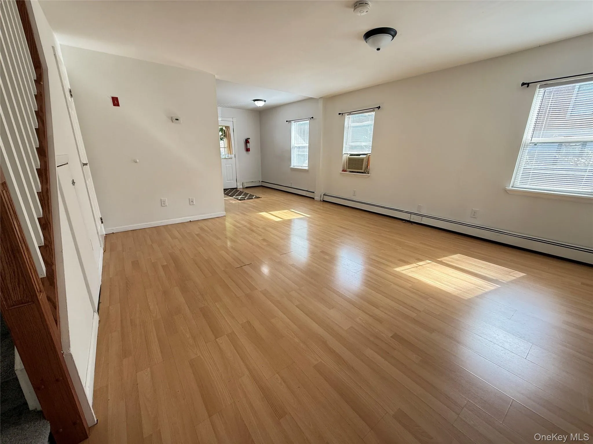 29 Genung Street, Middletown, NY, 3 Bedrooms Bedrooms, 5 Rooms Rooms,1 BathroomBathrooms,Residential Lease,For Rent,Genung,0,1053935 29 Genung Street, Middletown, NY, 3 Bedrooms Bedrooms, 5 Rooms Rooms,1 BathroomBathrooms,Residential Lease,For Rent,Genung,0,1053935