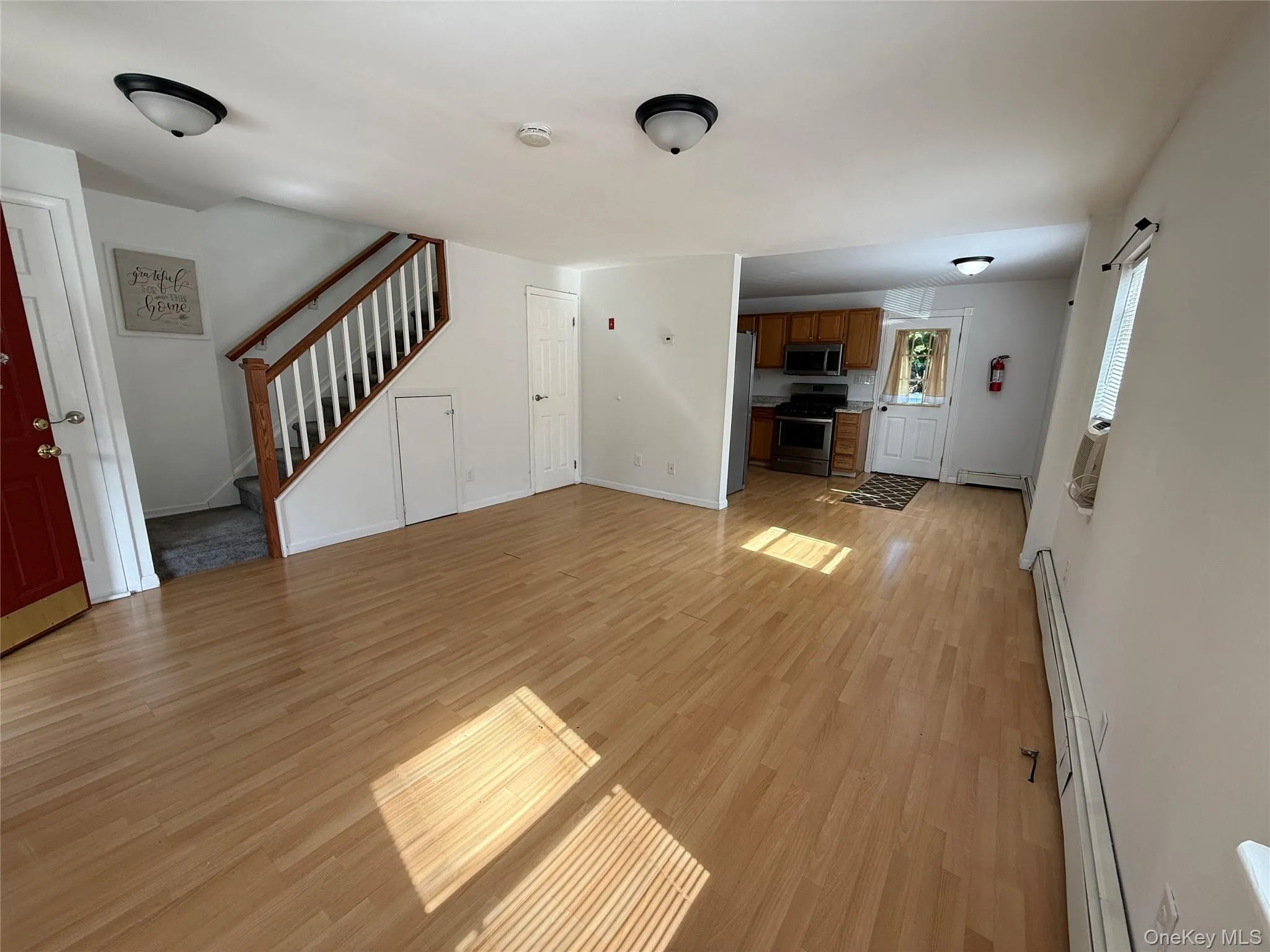 29 Genung Street, Middletown, NY, 3 Bedrooms Bedrooms, 5 Rooms Rooms,1 BathroomBathrooms,Residential Lease,For Rent,Genung,0,1053935 29 Genung Street, Middletown, NY, 3 Bedrooms Bedrooms, 5 Rooms Rooms,1 BathroomBathrooms,Residential Lease,For Rent,Genung,0,1053935