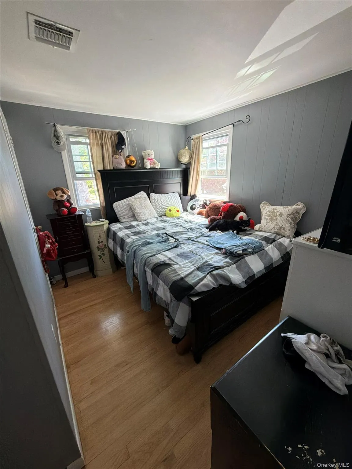 12 Cayuga Avenue, Huntington, NY, 5 Bedrooms Bedrooms, 8 Rooms Rooms,2 BathroomsBathrooms,Residential,For Rent,Cayuga,0,1053937 12 Cayuga Avenue, Huntington, NY, 5 Bedrooms Bedrooms, 8 Rooms Rooms,2 BathroomsBathrooms,Residential,For Rent,Cayuga,0,1053937