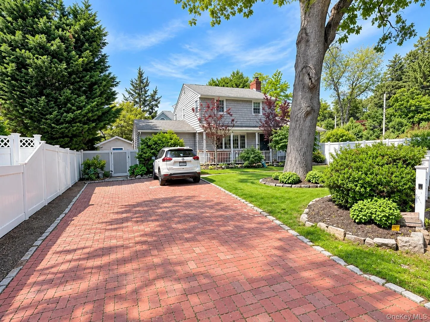 12 Cayuga Avenue, Huntington, NY, 5 Bedrooms Bedrooms, 8 Rooms Rooms,2 BathroomsBathrooms,Residential,For Rent,Cayuga,0,1053937 12 Cayuga Avenue, Huntington, NY, 5 Bedrooms Bedrooms, 8 Rooms Rooms,2 BathroomsBathrooms,Residential,For Rent,Cayuga,0,1053937