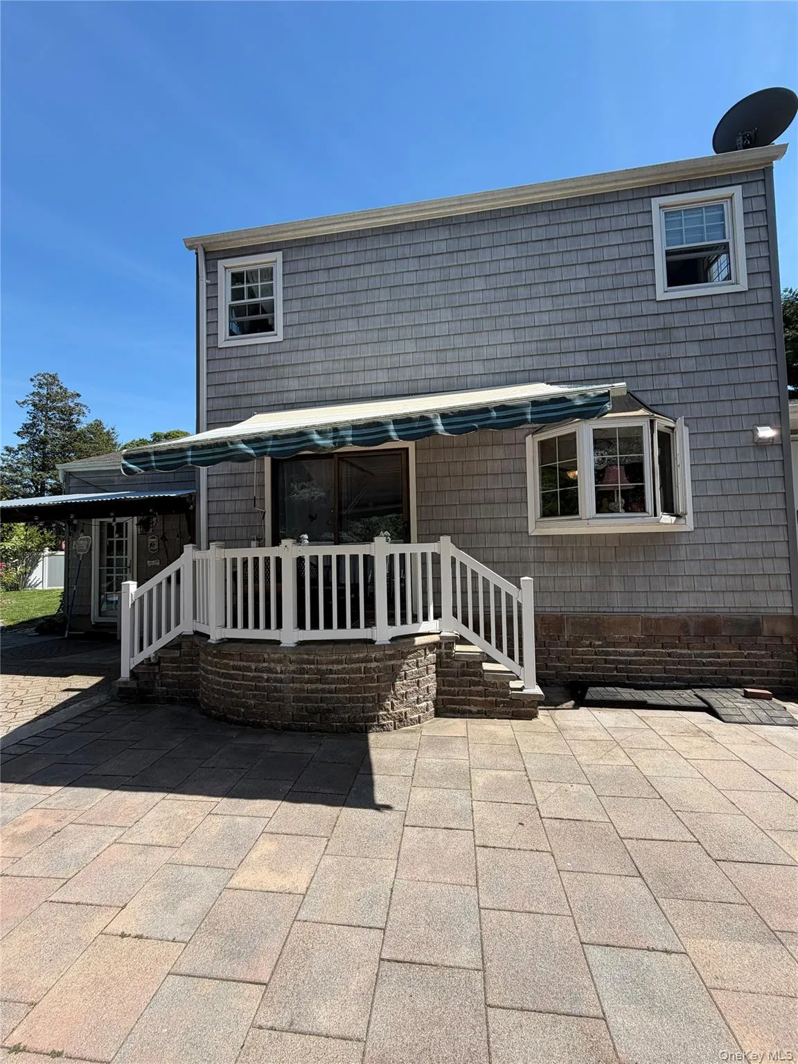 12 Cayuga Avenue, Huntington, NY, 5 Bedrooms Bedrooms, 8 Rooms Rooms,2 BathroomsBathrooms,Residential,For Rent,Cayuga,0,1053937 12 Cayuga Avenue, Huntington, NY, 5 Bedrooms Bedrooms, 8 Rooms Rooms,2 BathroomsBathrooms,Residential,For Rent,Cayuga,0,1053937
