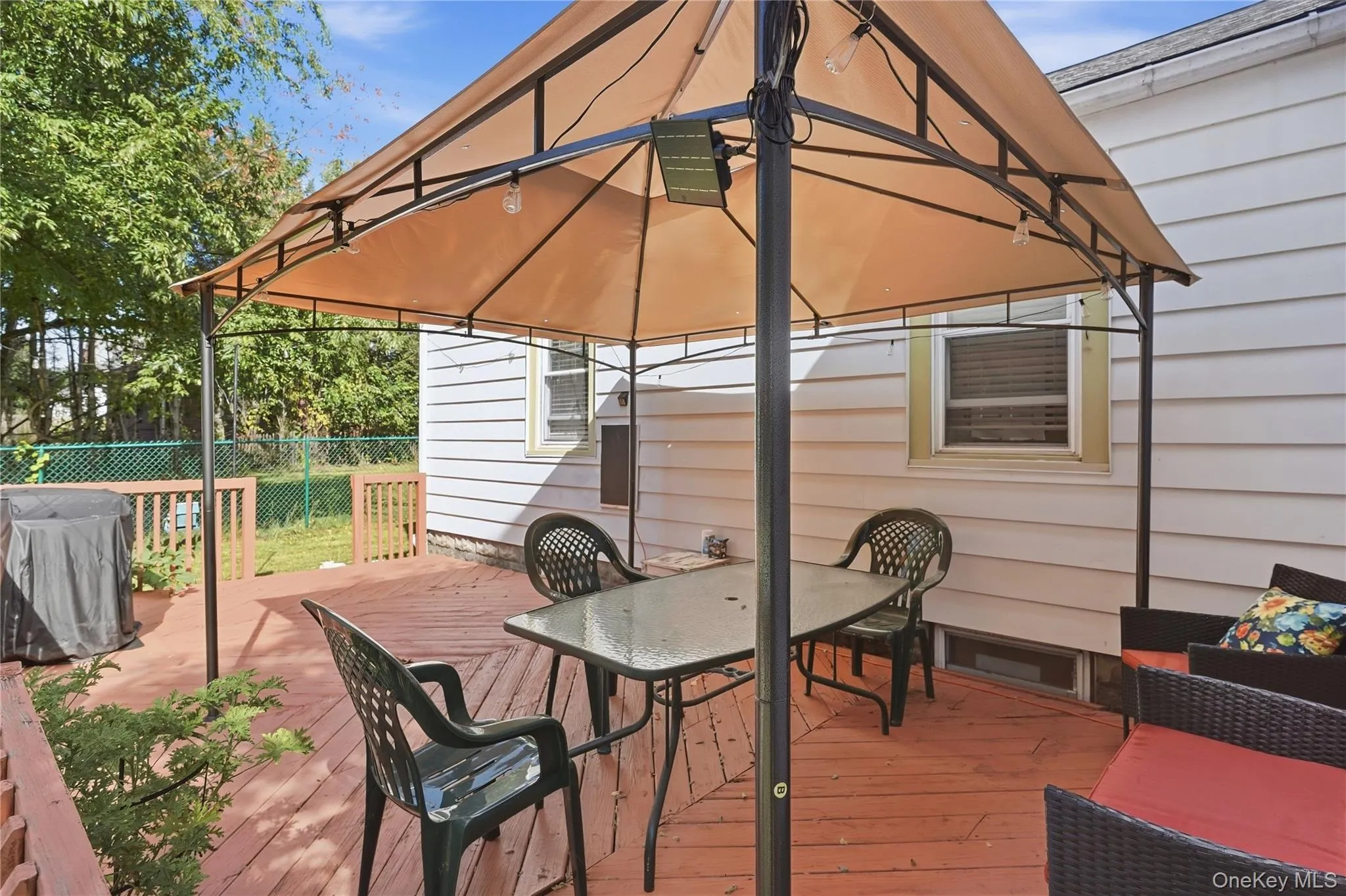 25 Hayes Street, Kingston, NY, 2 Bedrooms Bedrooms, 4 Rooms Rooms,1 BathroomBathrooms,Residential,For Rent,Hayes,0,1053939 25 Hayes Street, Kingston, NY, 2 Bedrooms Bedrooms, 4 Rooms Rooms,1 BathroomBathrooms,Residential,For Rent,Hayes,0,1053939