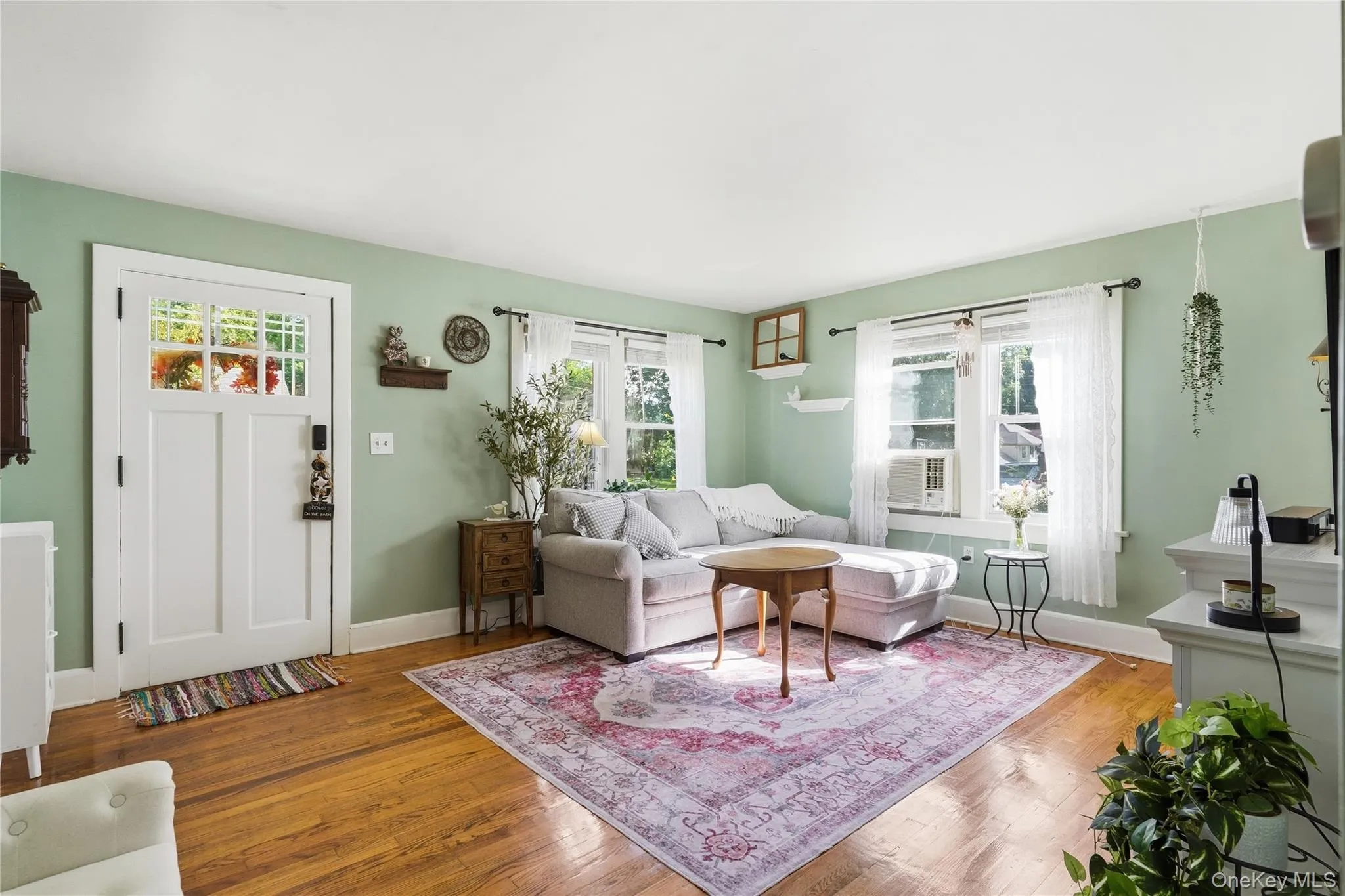 25 Hayes Street, Kingston, NY, 2 Bedrooms Bedrooms, 4 Rooms Rooms,1 BathroomBathrooms,Residential,For Rent,Hayes,0,1053939 25 Hayes Street, Kingston, NY, 2 Bedrooms Bedrooms, 4 Rooms Rooms,1 BathroomBathrooms,Residential,For Rent,Hayes,0,1053939