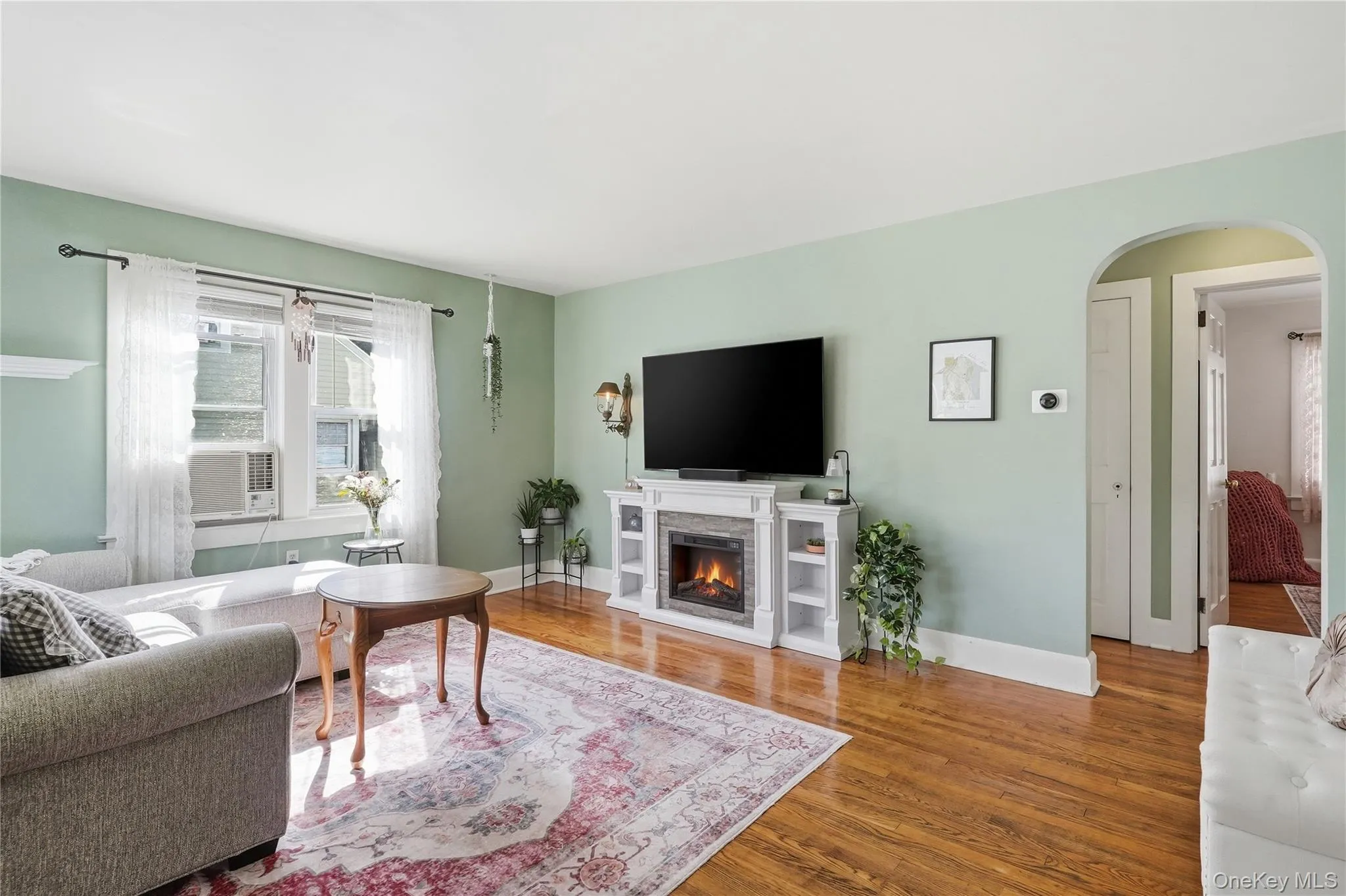 25 Hayes Street, Kingston, NY, 2 Bedrooms Bedrooms, 4 Rooms Rooms,1 BathroomBathrooms,Residential,For Rent,Hayes,0,1053939 25 Hayes Street, Kingston, NY, 2 Bedrooms Bedrooms, 4 Rooms Rooms,1 BathroomBathrooms,Residential,For Rent,Hayes,0,1053939