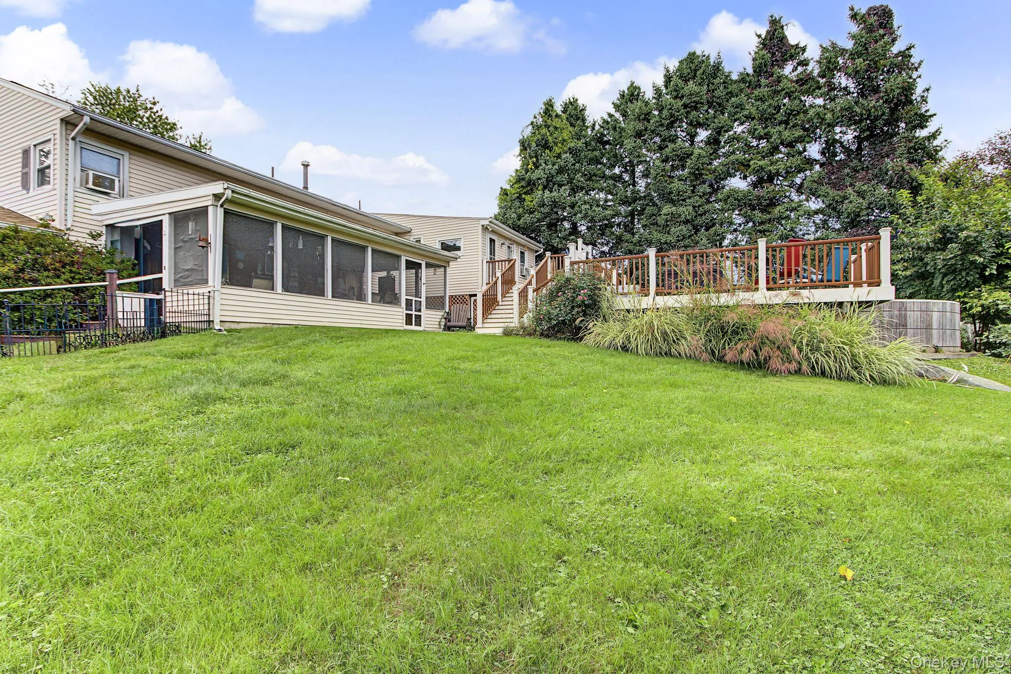 4 Davies Drive, Wappinger, NY, 4 Bedrooms Bedrooms, 10 Rooms Rooms,2 BathroomsBathrooms,Residential,For Rent,Davies,0,1053940 4 Davies Drive, Wappinger, NY, 4 Bedrooms Bedrooms, 10 Rooms Rooms,2 BathroomsBathrooms,Residential,For Rent,Davies,0,1053940