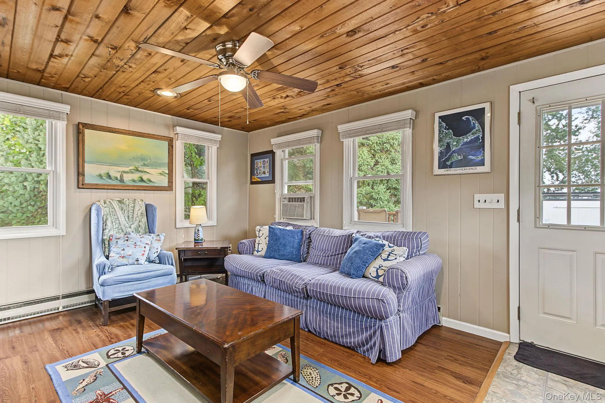 4 Davies Drive, Wappinger, NY, 4 Bedrooms Bedrooms, 10 Rooms Rooms,2 BathroomsBathrooms,Residential,For Rent,Davies,0,1053940 4 Davies Drive, Wappinger, NY, 4 Bedrooms Bedrooms, 10 Rooms Rooms,2 BathroomsBathrooms,Residential,For Rent,Davies,0,1053940