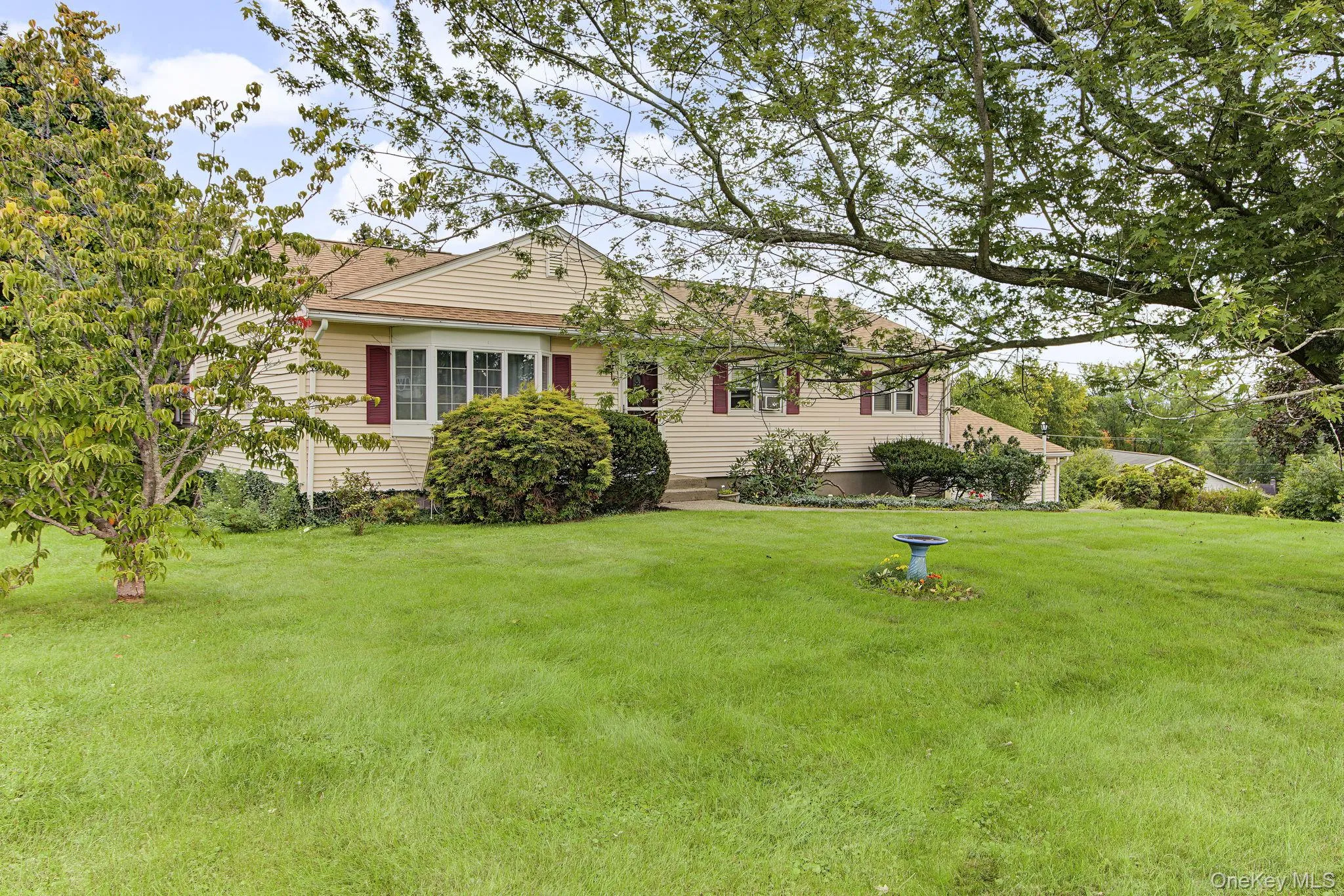 4 Davies Drive, Wappinger, NY, 4 Bedrooms Bedrooms, 10 Rooms Rooms,2 BathroomsBathrooms,Residential,For Rent,Davies,0,1053940 4 Davies Drive, Wappinger, NY, 4 Bedrooms Bedrooms, 10 Rooms Rooms,2 BathroomsBathrooms,Residential,For Rent,Davies,0,1053940
