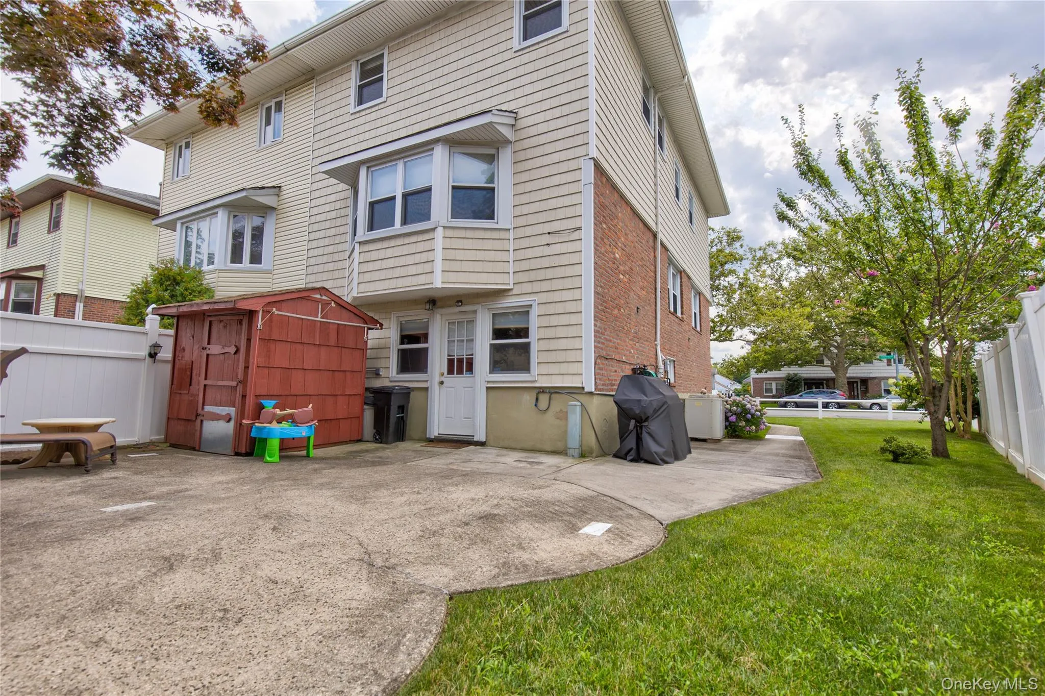 5703 Cloverdale Boulevard, New York, NY, 3 Bedrooms Bedrooms, 6 Rooms Rooms,3 BathroomsBathrooms,Residential,For Rent,Cloverdale,0,1053948 5703 Cloverdale Boulevard, New York, NY, 3 Bedrooms Bedrooms, 6 Rooms Rooms,3 BathroomsBathrooms,Residential,For Rent,Cloverdale,0,1053948