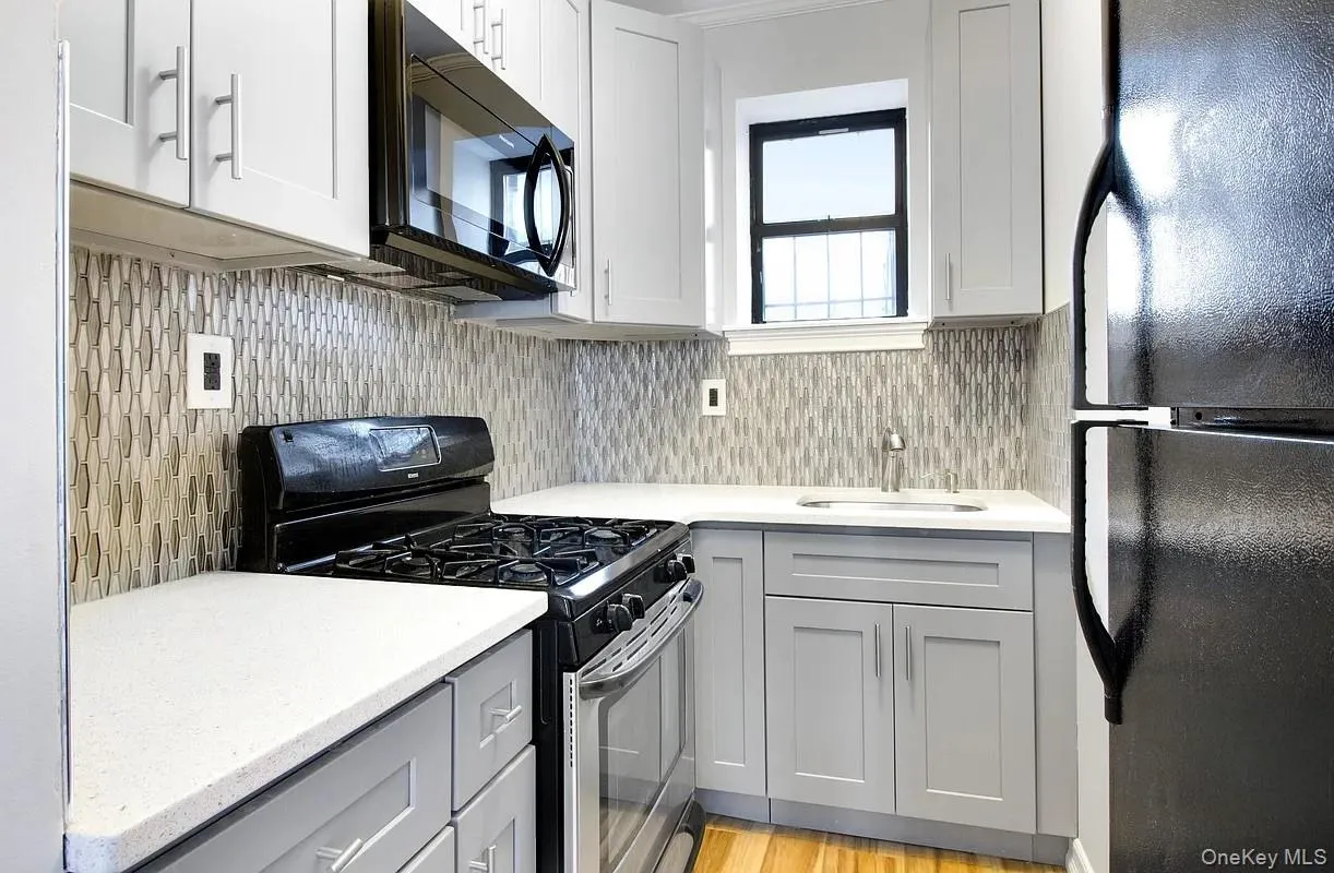 9 Argyle Road, New York, NY, 2 Rooms Rooms,1 BathroomBathrooms,Residential,For Rent,Argyle,0,1053952 9 Argyle Road, New York, NY, 2 Rooms Rooms,1 BathroomBathrooms,Residential,For Rent,Argyle,0,1053952