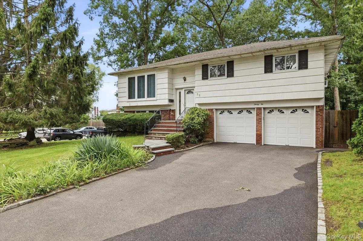 22 Cedar Street, Oyster Bay, NY, 5 Bedrooms Bedrooms, 6 Rooms Rooms,2 BathroomsBathrooms,Residential Lease,For Rent,Cedar,0,1053956 22 Cedar Street, Oyster Bay, NY, 5 Bedrooms Bedrooms, 6 Rooms Rooms,2 BathroomsBathrooms,Residential Lease,For Rent,Cedar,0,1053956