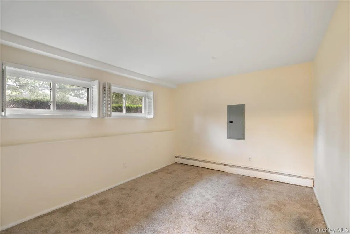22 Cedar Street, Oyster Bay, NY, 5 Bedrooms Bedrooms, 6 Rooms Rooms,2 BathroomsBathrooms,Residential Lease,For Rent,Cedar,0,1053956 22 Cedar Street, Oyster Bay, NY, 5 Bedrooms Bedrooms, 6 Rooms Rooms,2 BathroomsBathrooms,Residential Lease,For Rent,Cedar,0,1053956