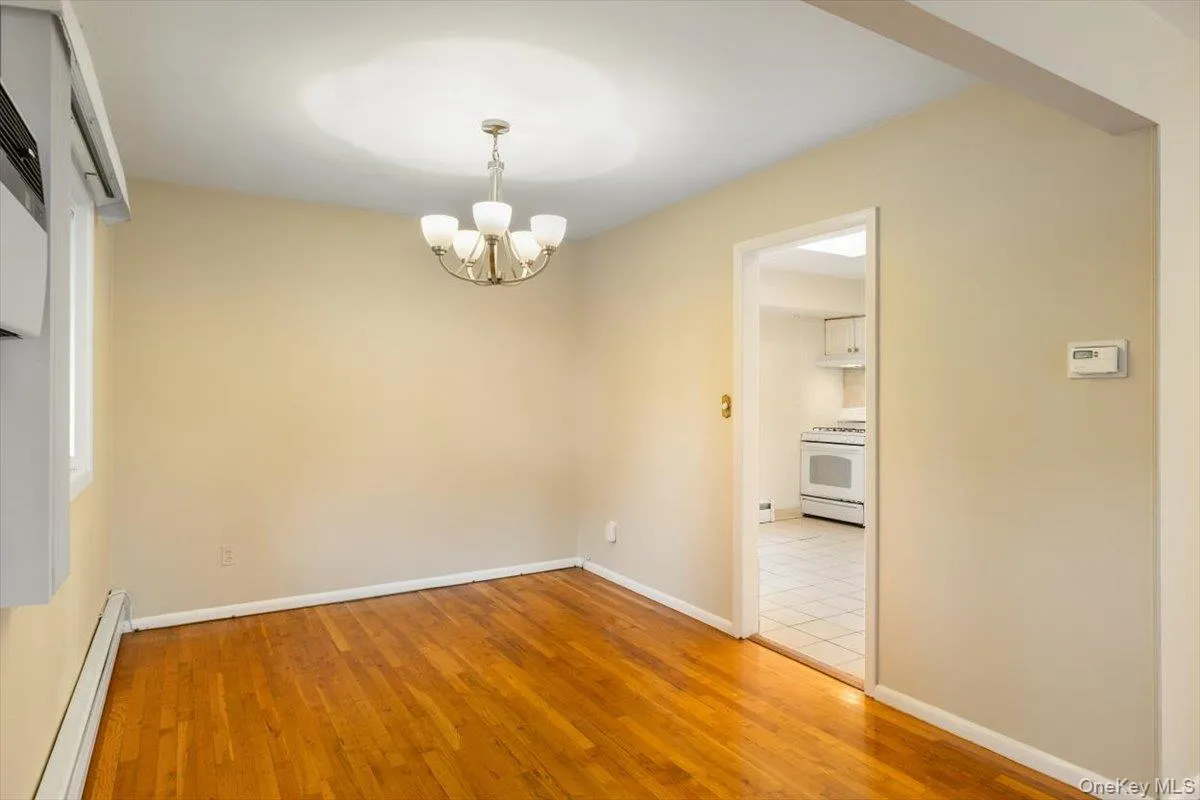 22 Cedar Street, Oyster Bay, NY, 5 Bedrooms Bedrooms, 6 Rooms Rooms,2 BathroomsBathrooms,Residential Lease,For Rent,Cedar,0,1053956 22 Cedar Street, Oyster Bay, NY, 5 Bedrooms Bedrooms, 6 Rooms Rooms,2 BathroomsBathrooms,Residential Lease,For Rent,Cedar,0,1053956