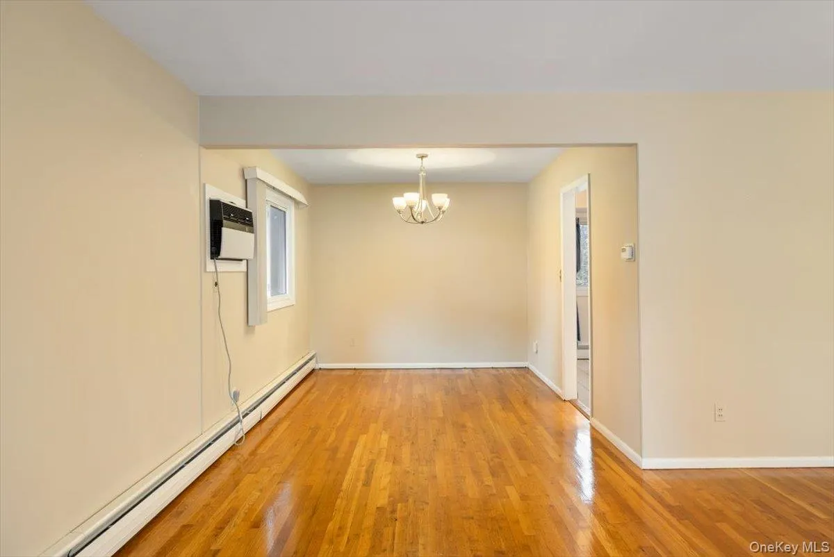 22 Cedar Street, Oyster Bay, NY, 5 Bedrooms Bedrooms, 6 Rooms Rooms,2 BathroomsBathrooms,Residential Lease,For Rent,Cedar,0,1053956 22 Cedar Street, Oyster Bay, NY, 5 Bedrooms Bedrooms, 6 Rooms Rooms,2 BathroomsBathrooms,Residential Lease,For Rent,Cedar,0,1053956