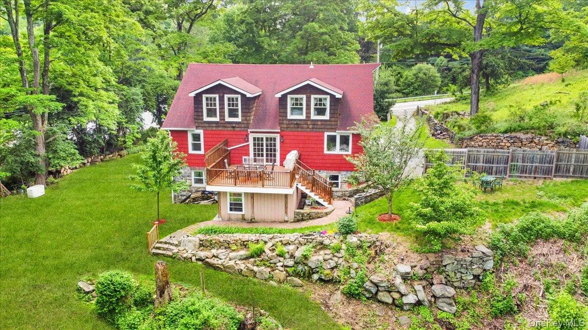 161 Goldens Bridge Road, Bedford, NY, 3 Bedroom Bedrooms, 7 Room Rooms,3 BathroomBathrooms,Residential Lease,For Rent,Goldens Bridge,0,1053957 161 Goldens Bridge Road, Bedford, NY, 3 Bedroom Bedrooms, 7 Room Rooms,3 BathroomBathrooms,Residential Lease,For Rent,Goldens Bridge,0,1053957