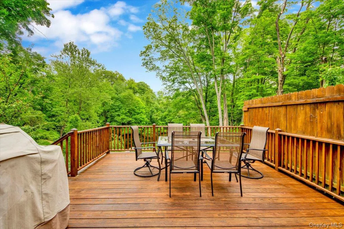 161 Goldens Bridge Road, Bedford, NY, 3 Bedroom Bedrooms, 7 Room Rooms,3 BathroomBathrooms,Residential Lease,For Rent,Goldens Bridge,0,1053957 161 Goldens Bridge Road, Bedford, NY, 3 Bedroom Bedrooms, 7 Room Rooms,3 BathroomBathrooms,Residential Lease,For Rent,Goldens Bridge,0,1053957