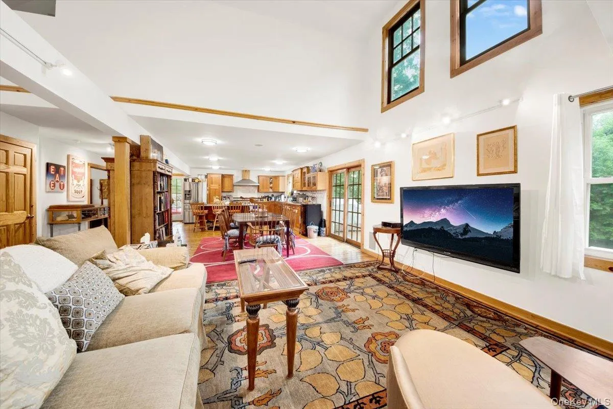 161 Goldens Bridge Road, Bedford, NY, 3 Bedroom Bedrooms, 7 Room Rooms,3 BathroomBathrooms,Residential Lease,For Rent,Goldens Bridge,0,1053957 161 Goldens Bridge Road, Bedford, NY, 3 Bedroom Bedrooms, 7 Room Rooms,3 BathroomBathrooms,Residential Lease,For Rent,Goldens Bridge,0,1053957
