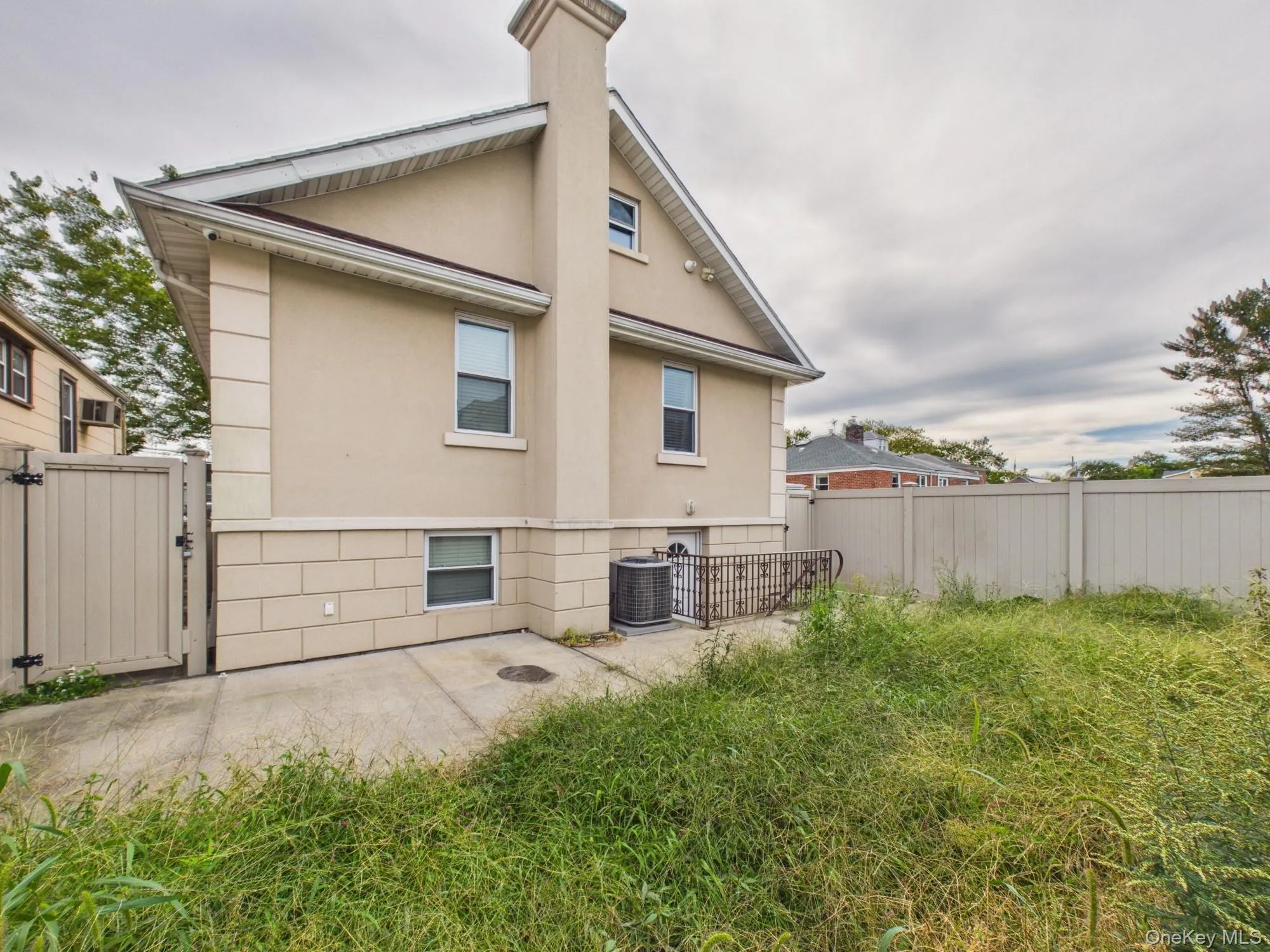 3147 Waterbury Avenue, New York, NY, 4 Bedrooms Bedrooms, 6 Rooms Rooms,3 BathroomsBathrooms,Residential,For Rent,Waterbury,0,1053958 3147 Waterbury Avenue, New York, NY, 4 Bedrooms Bedrooms, 6 Rooms Rooms,3 BathroomsBathrooms,Residential,For Rent,Waterbury,0,1053958