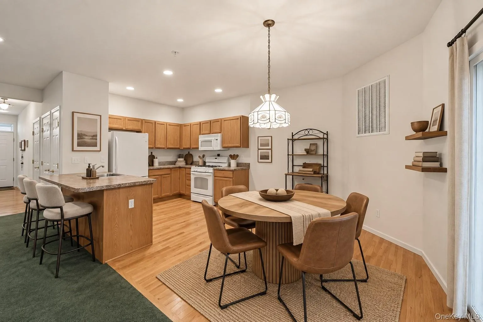 240 Ira Road, Brookhaven, NY, 2 Bedrooms Bedrooms, 6 Rooms Rooms,2 BathroomsBathrooms,Residential,For Rent,Ira,0,1053961 240 Ira Road, Brookhaven, NY, 2 Bedrooms Bedrooms, 6 Rooms Rooms,2 BathroomsBathrooms,Residential,For Rent,Ira,0,1053961