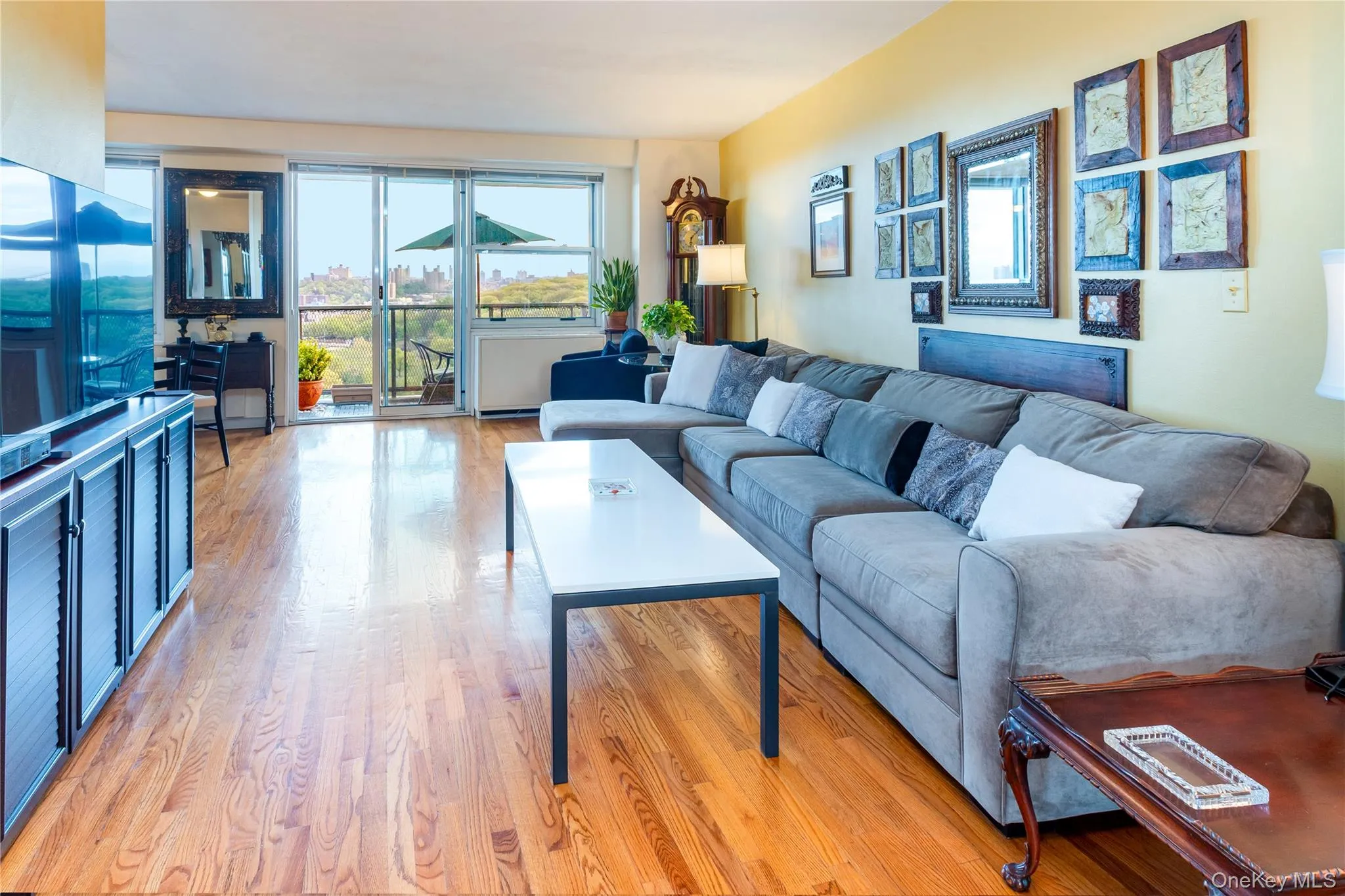 2400 Johnson Avenue, New York, NY, 1 Bedroom Bedrooms, 3 Rooms Rooms,1 BathroomBathrooms,Residential,For Rent,Johnson,0,1053965 2400 Johnson Avenue, New York, NY, 1 Bedroom Bedrooms, 3 Rooms Rooms,1 BathroomBathrooms,Residential,For Rent,Johnson,0,1053965