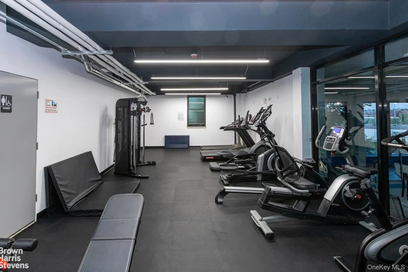 2400 Johnson Avenue, New York, NY, 1 Bedroom Bedrooms, 3 Rooms Rooms,1 BathroomBathrooms,Residential,For Rent,Johnson,0,1053965 2400 Johnson Avenue, New York, NY, 1 Bedroom Bedrooms, 3 Rooms Rooms,1 BathroomBathrooms,Residential,For Rent,Johnson,0,1053965