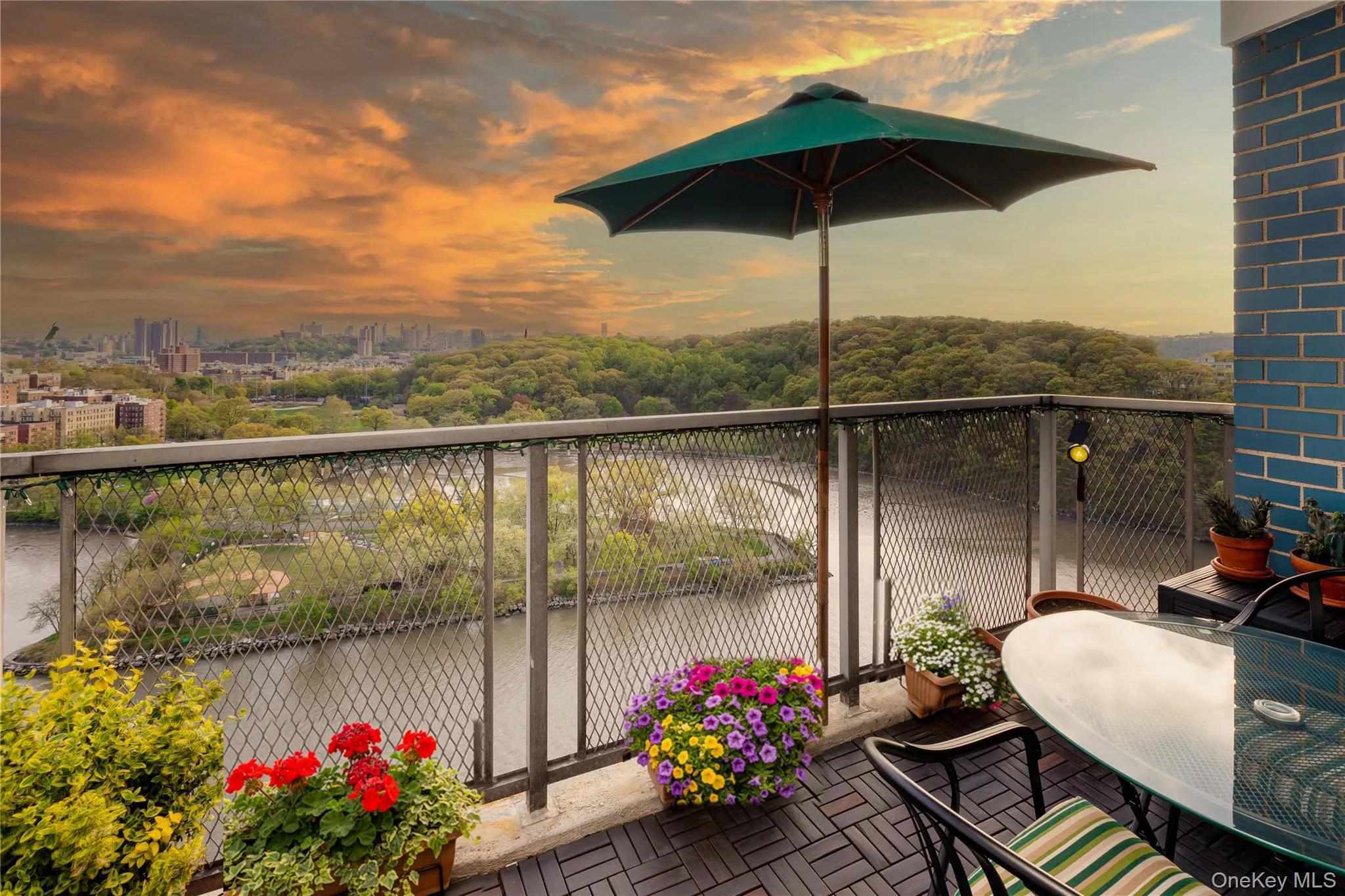 2400 Johnson Avenue, New York, NY, 1 Bedroom Bedrooms, 3 Rooms Rooms,1 BathroomBathrooms,Residential,For Rent,Johnson,0,1053965 2400 Johnson Avenue, New York, NY, 1 Bedroom Bedrooms, 3 Rooms Rooms,1 BathroomBathrooms,Residential,For Rent,Johnson,0,1053965