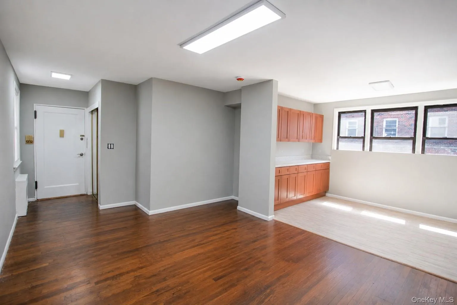 470 Broadway, Long Beach, NY, 1 Bedroom Bedrooms, 4 Rooms Rooms,1 BathroomBathrooms,Residential Lease,For Rent,Broadway,0,1053966 470 Broadway, Long Beach, NY, 1 Bedroom Bedrooms, 4 Rooms Rooms,1 BathroomBathrooms,Residential Lease,For Rent,Broadway,0,1053966