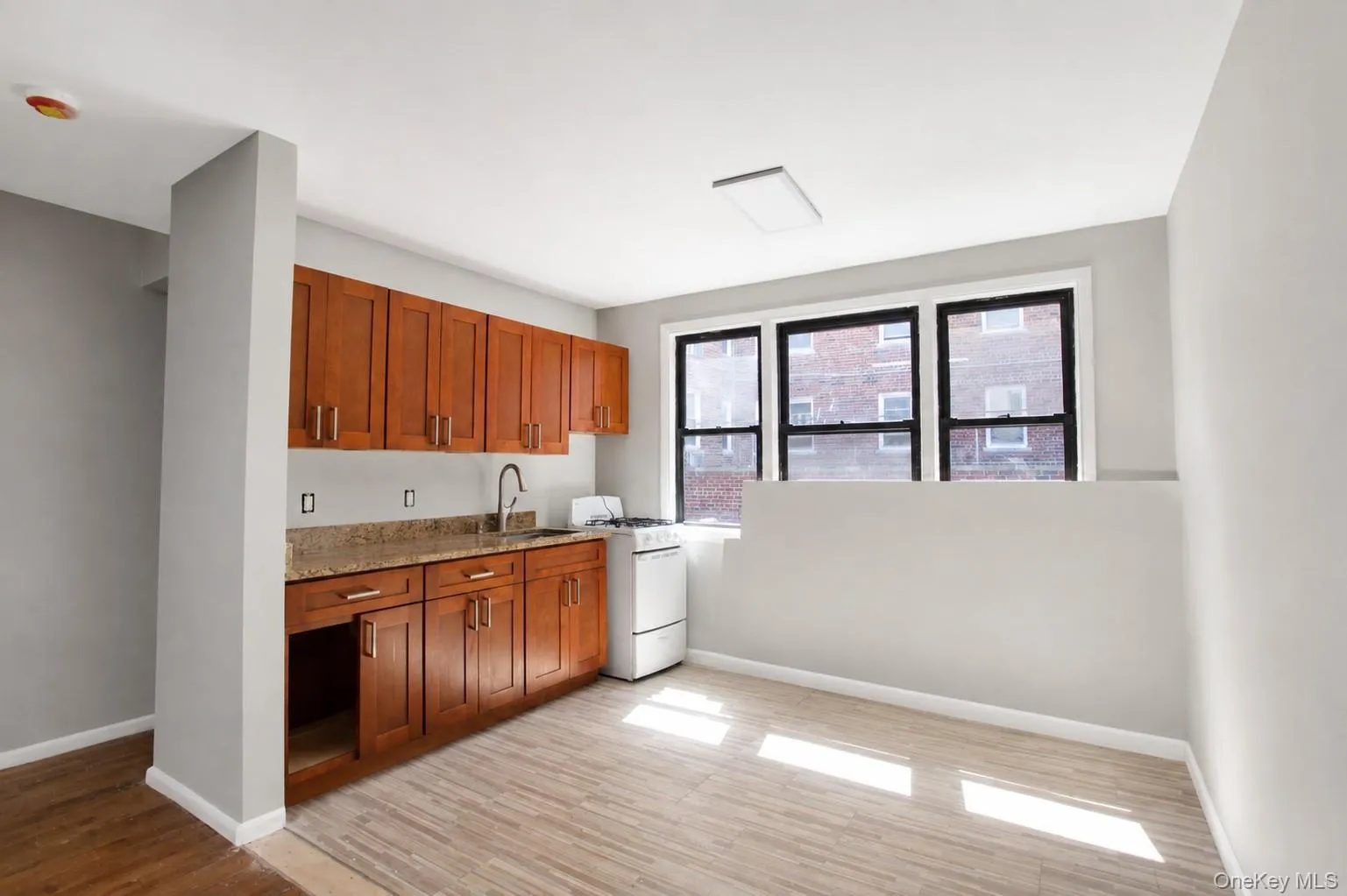 470 Broadway, Long Beach, NY, 1 Bedroom Bedrooms, 4 Rooms Rooms,1 BathroomBathrooms,Residential Lease,For Rent,Broadway,0,1053966 470 Broadway, Long Beach, NY, 1 Bedroom Bedrooms, 4 Rooms Rooms,1 BathroomBathrooms,Residential Lease,For Rent,Broadway,0,1053966