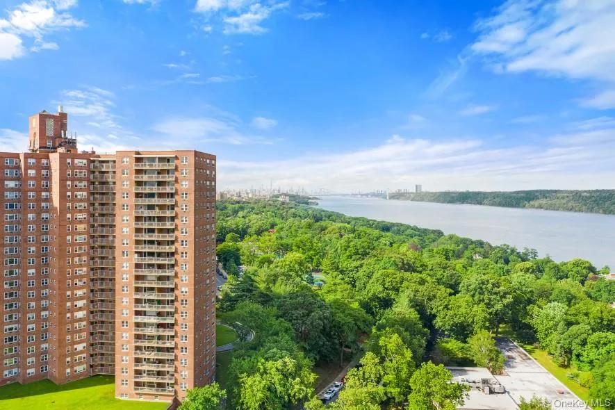 5900 Arlington Avenue, New York, NY, 2 Rooms Rooms,1 BathroomBathrooms,Residential,For Rent,Arlington,0,1053969 5900 Arlington Avenue, New York, NY, 2 Rooms Rooms,1 BathroomBathrooms,Residential,For Rent,Arlington,0,1053969