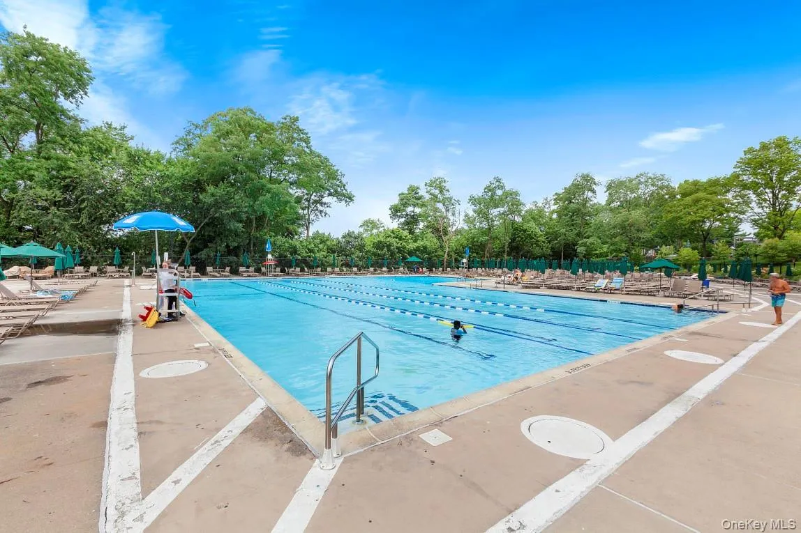 5900 Arlington Avenue, New York, NY, 2 Rooms Rooms,1 BathroomBathrooms,Residential,For Rent,Arlington,0,1053969 5900 Arlington Avenue, New York, NY, 2 Rooms Rooms,1 BathroomBathrooms,Residential,For Rent,Arlington,0,1053969